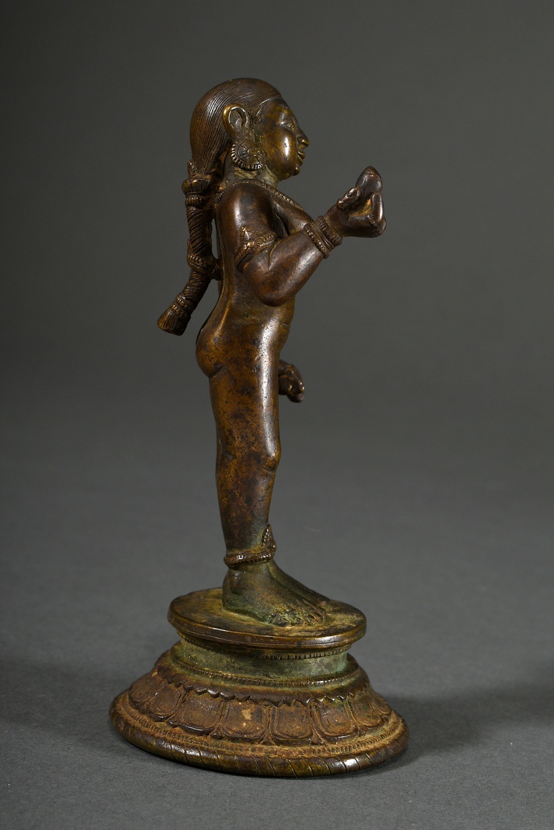 Bronze figure "Sri Devi with lotus blossom in her right hand" on a round lotus base, India 18th c., - Image 2 of 5