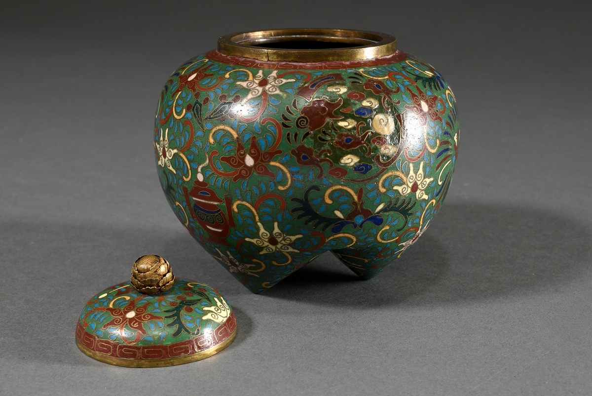 Japanese cloisonné tripod lidded pot with fire-gilt bronze flower knob, bottom signed, matching bla - Image 7 of 10