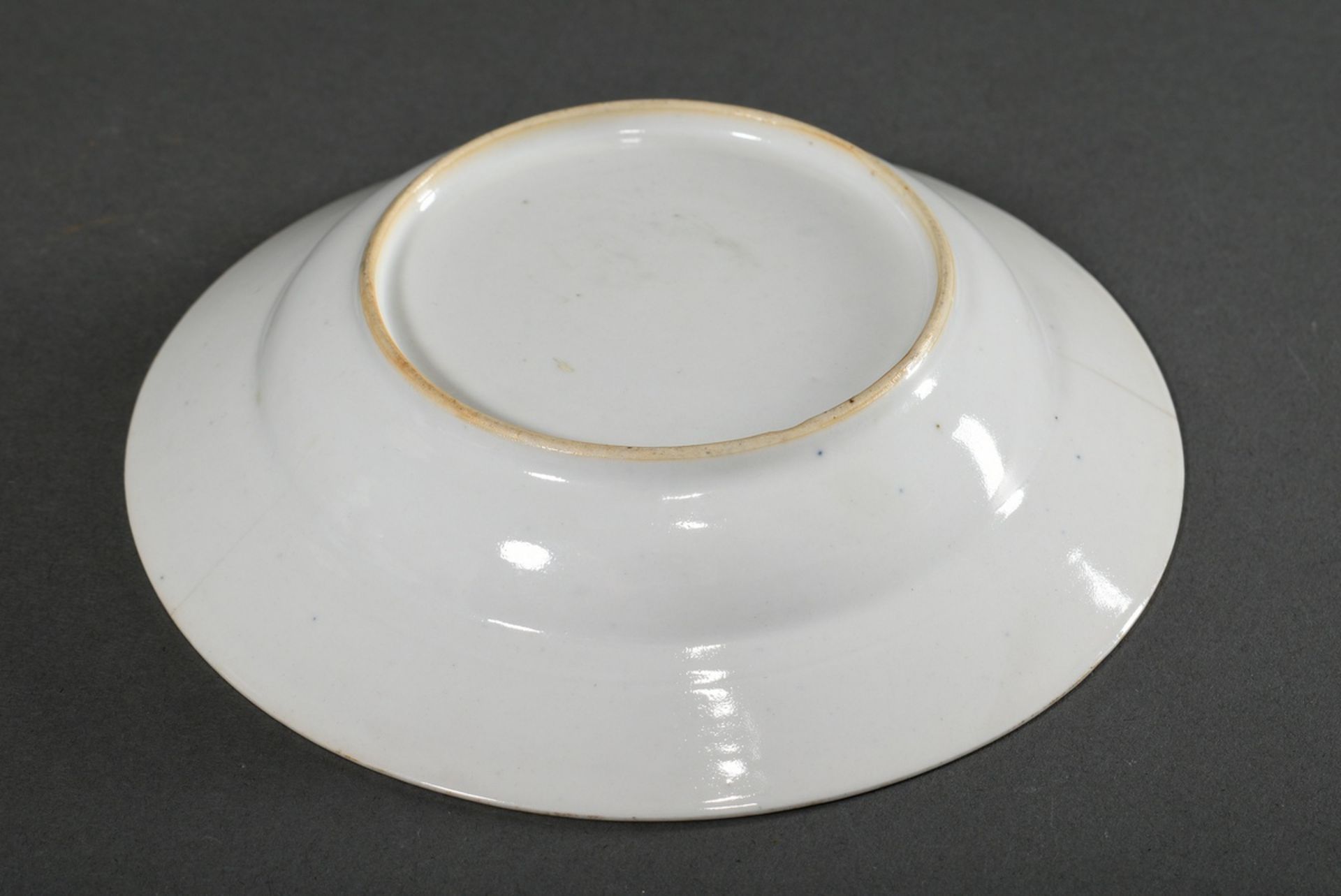 Small Chine de Command porcelain plate with underglaze blue ornamental bands, fine gold painting an - Image 3 of 3