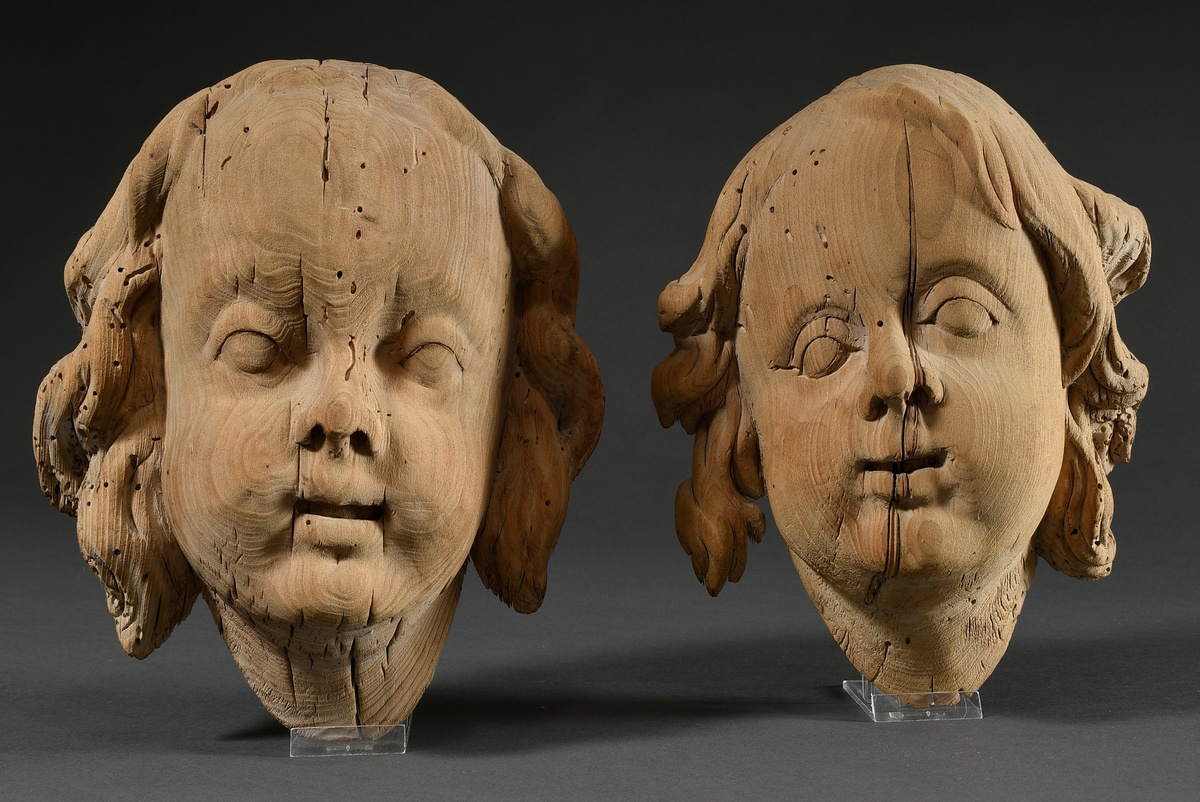 2 Baroque angel or putto heads, 18th century, softwood carved, not set, 24x19/24,5x21cm, old worm d - Image 4 of 4