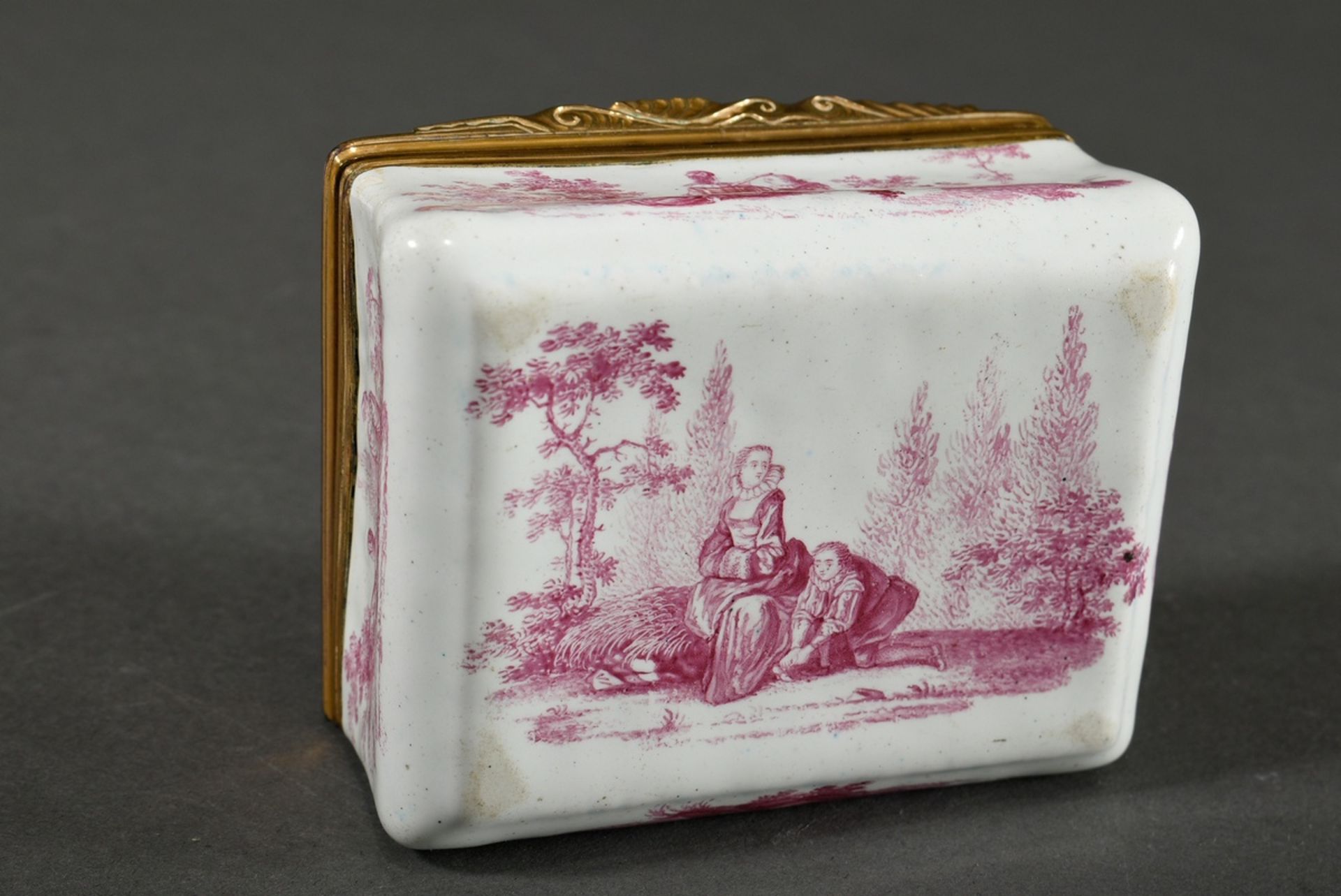 Large enamel tabatière with fine purple camaieu painting "Gallant Couples after Watteau" and gilded - Image 3 of 6