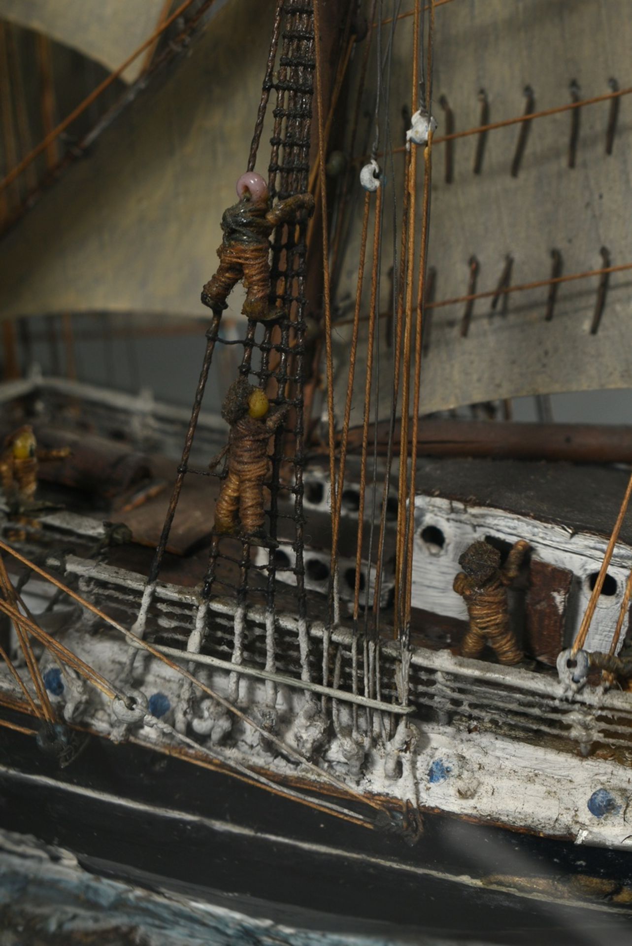 Diorama with full-ship model "Four-master 'Tellus'", around 1900, 41,5x66,5x28,5cm, small defects,  - Image 12 of 12