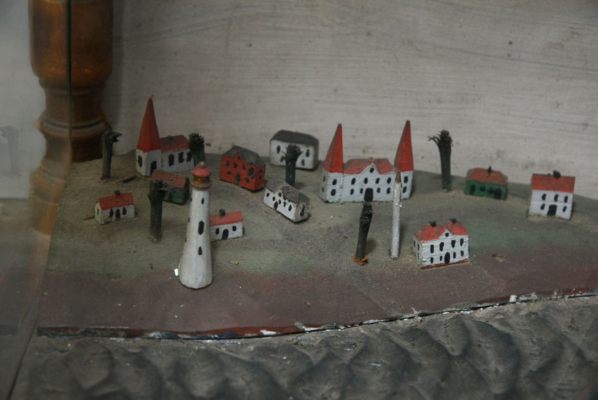 Diorama mit Schiffsvollmodell "Viermastbark 'Placilla' spätere 'Optima'" mit Beibooten vor Miniatur - Bild 8 aus 8