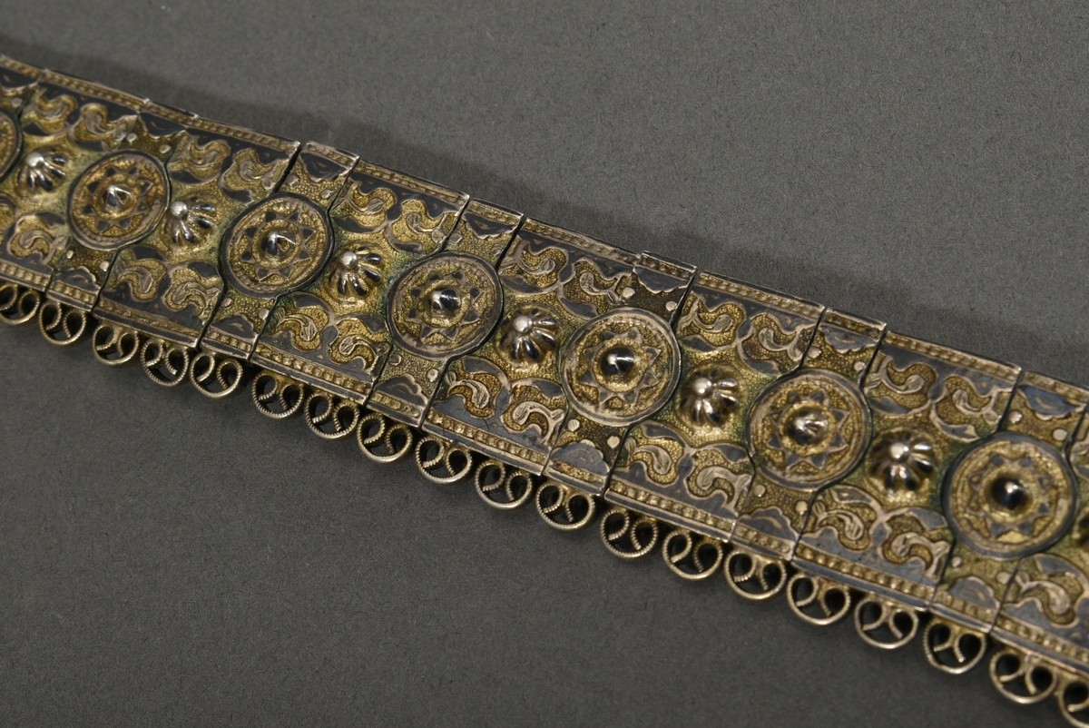 Caucasian splendour belt with ornamental hallmark and niello decoration, consisting of 59 single se - Image 4 of 8