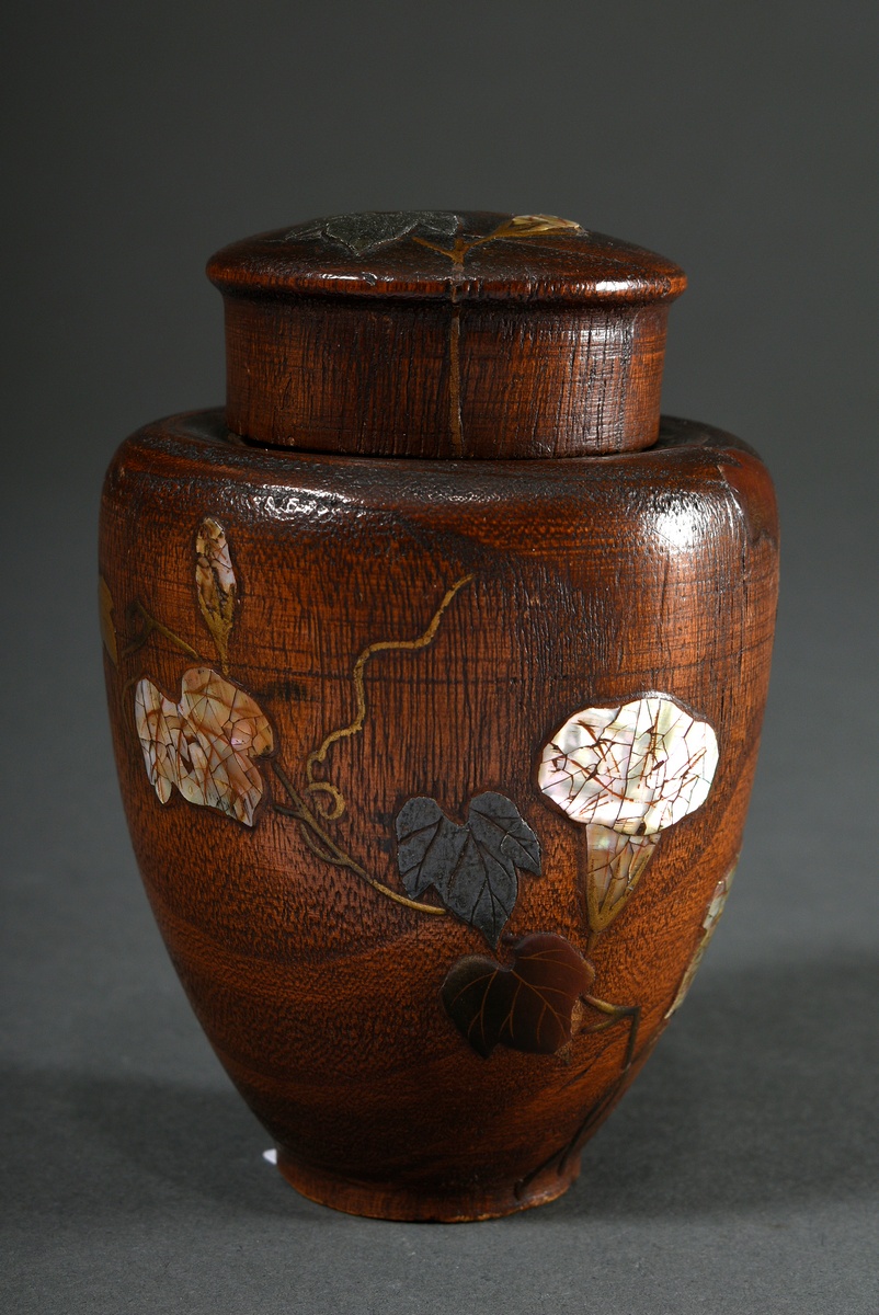 Japanese bamboo "Natsume" tea caddy with Takamaki-e lacquer decor and mother-of-pearl inlays "winch - Image 4 of 8