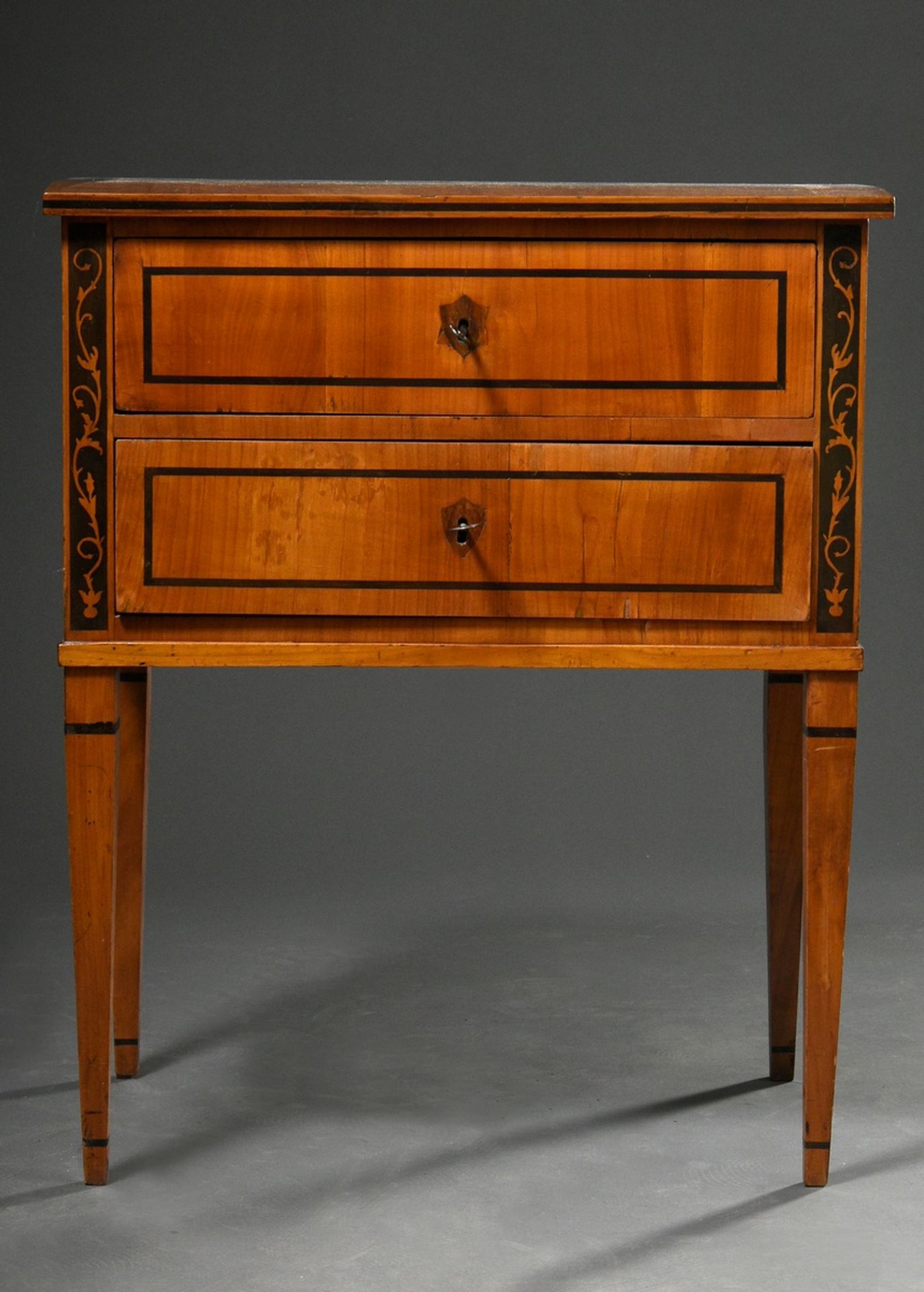 Small console chest on pointed legs with stencilled vines, around 1800/1820, ash partially ebonised - Image 2 of 5