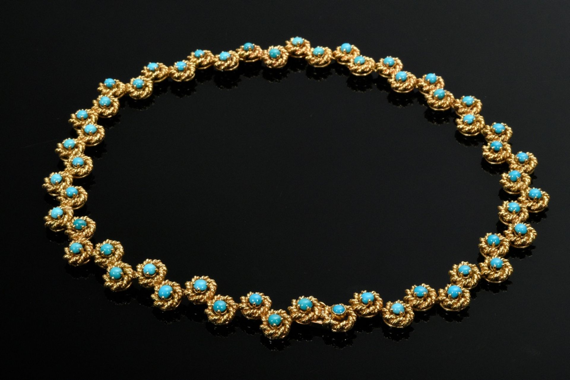 4 Various pieces of yellow gold 750 jewellery with cord strings circa 1960: turquoise sabochon neck - Image 5 of 7