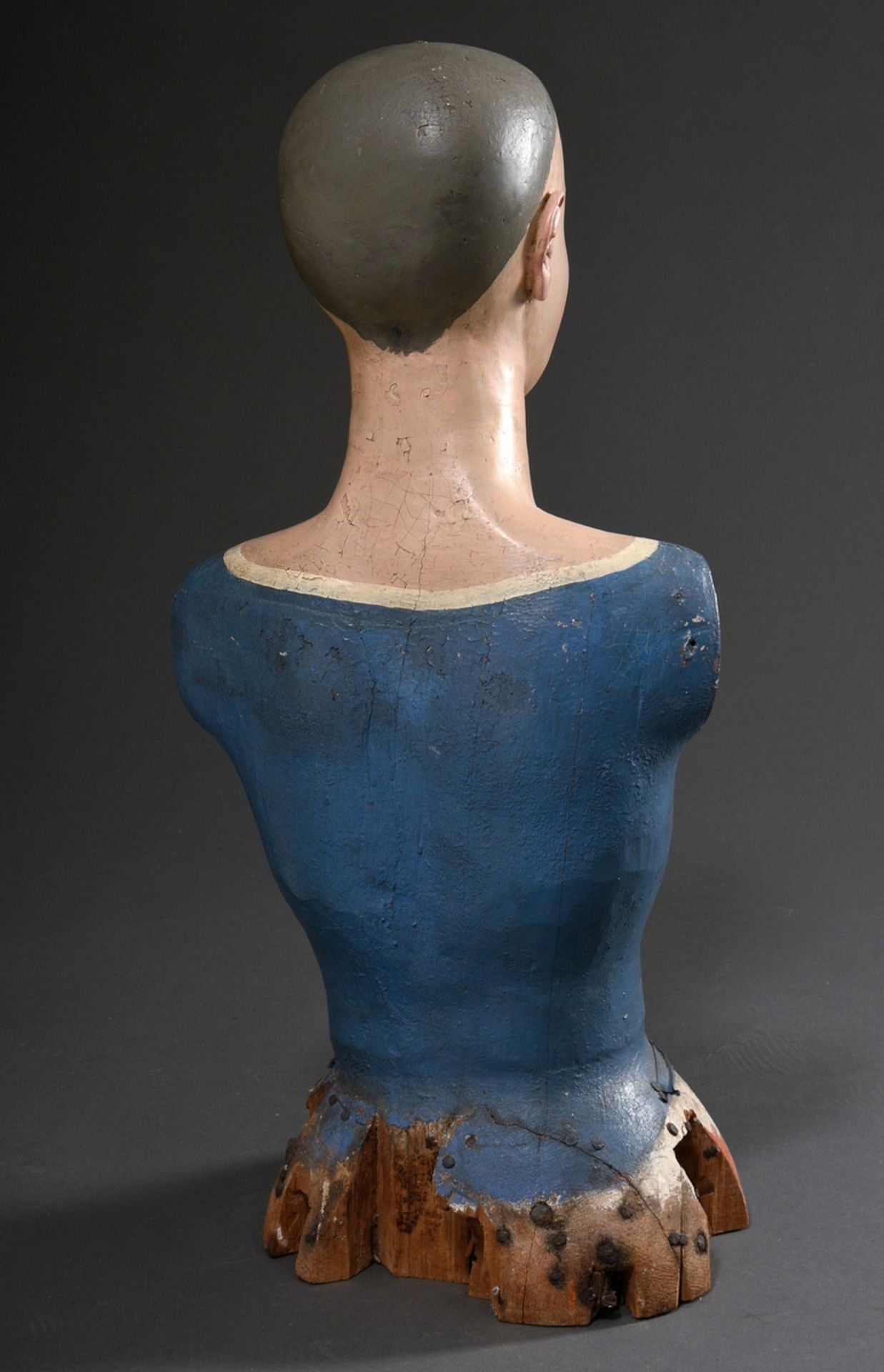 Gate bust of a female processional figure, softwood coloured, 18th/19th century, hight 65cm, chips - Image 2 of 6