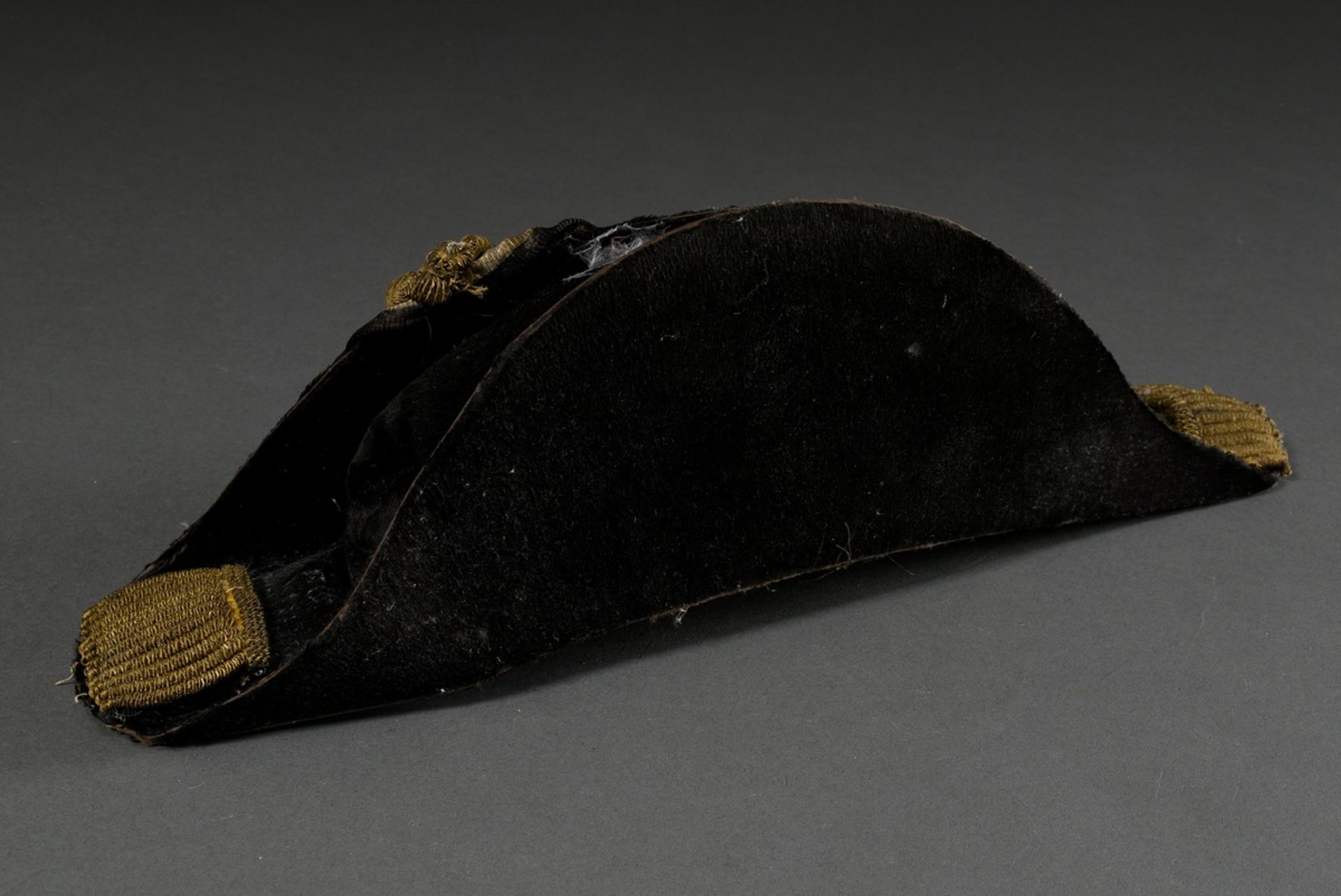 5 pieces of militaria: Prussian civil servant's two-cornered hat, Herst. A.F. Bodecker/Copenhagen,  - Image 8 of 11