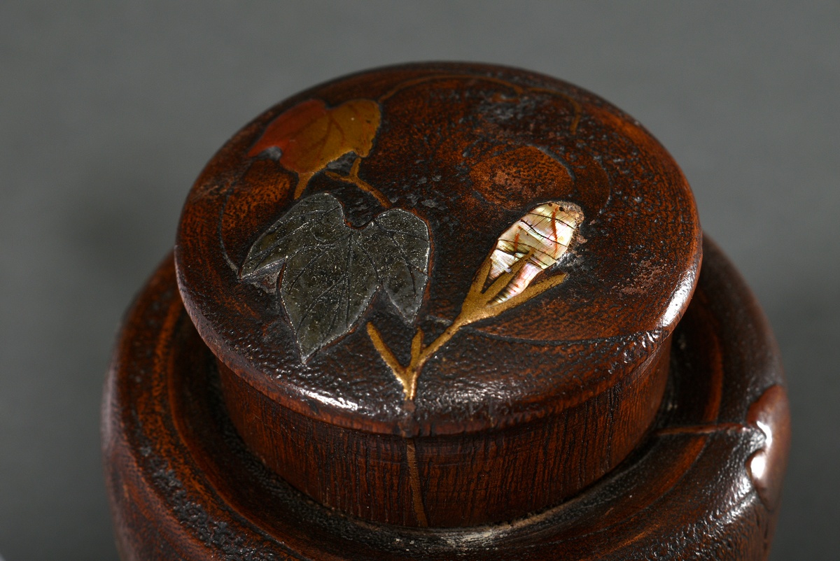 Japanese bamboo "Natsume" tea caddy with Takamaki-e lacquer decor and mother-of-pearl inlays "winch - Image 7 of 8