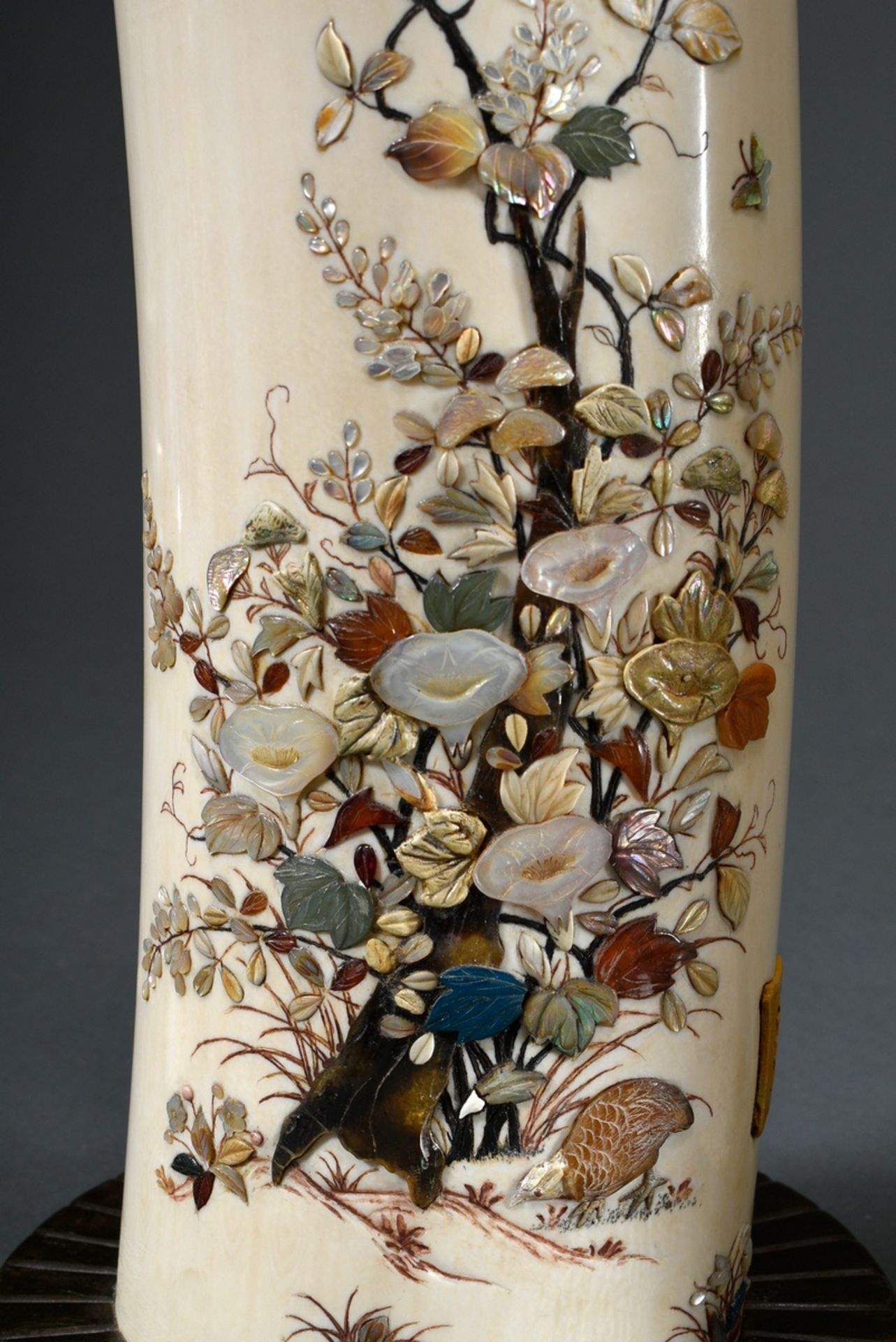 Pair of important Shibayama Okimono "Birds and Plants", ivory with fine carved and engraved mother- - Image 5 of 11