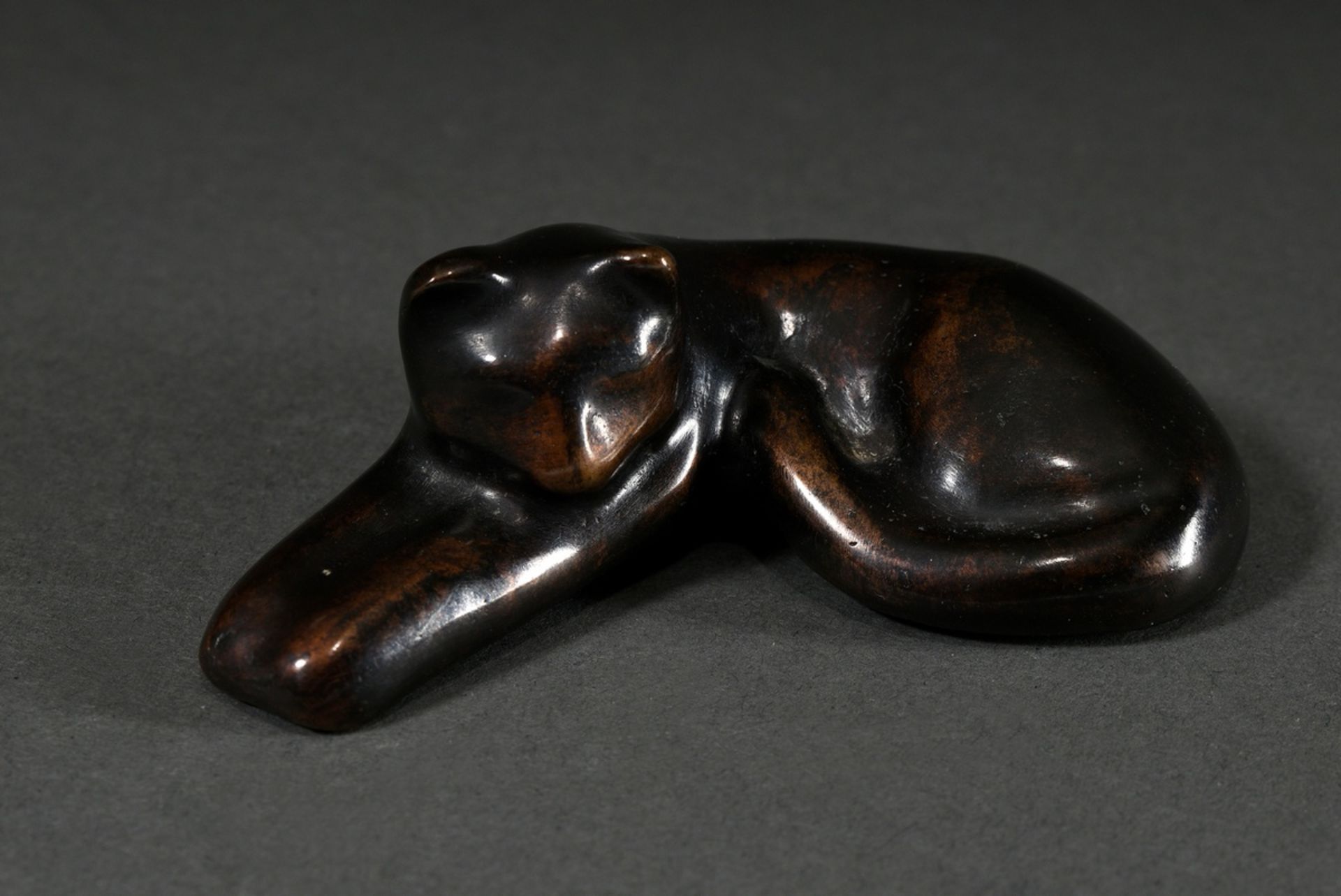 Maetzel, Monika (1917-2010) figure " Lying cat", bronze partly patinated, in the bottom monogr./dat