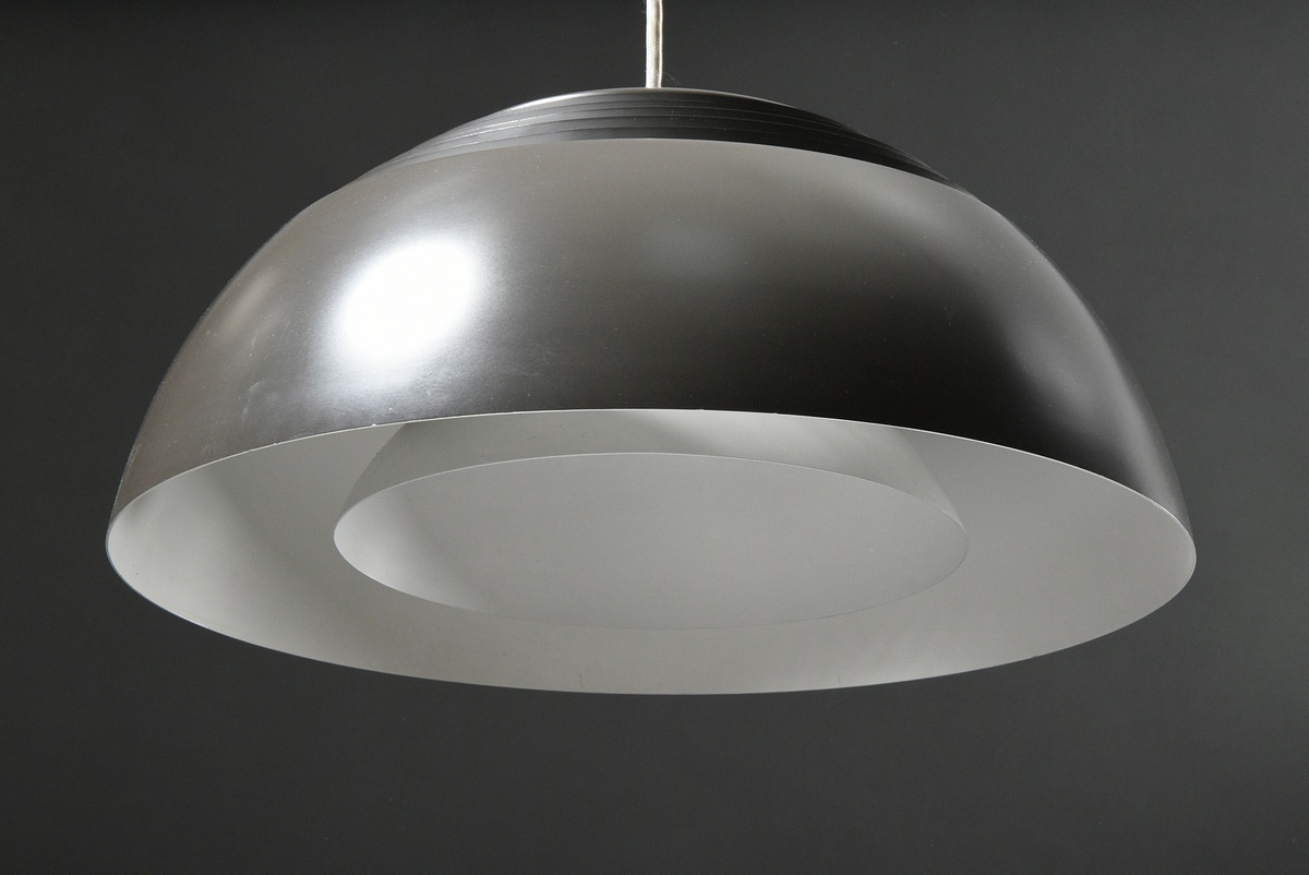 Jacobsen, Arne (1902-1971) vintage pendant lamp "AJ Royal" around 1960, little later version by Lou - Image 3 of 3