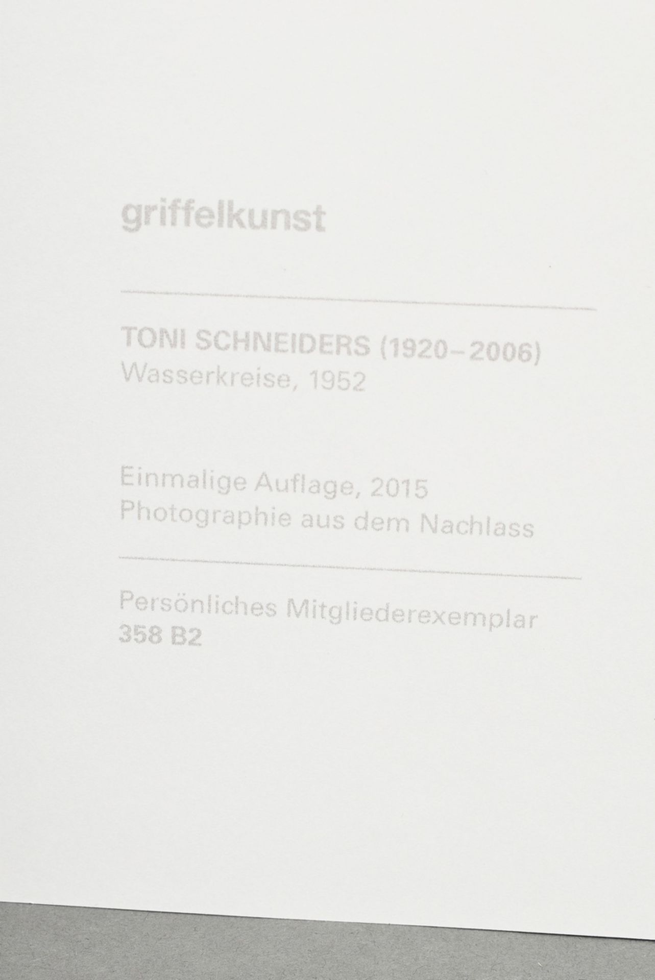 Schneiders, Toni (1920-2006) "Wasserkreise" 1952/2015, Fotografie, Griffelkunst, verso Nachlassanga - Bild 2 aus 2