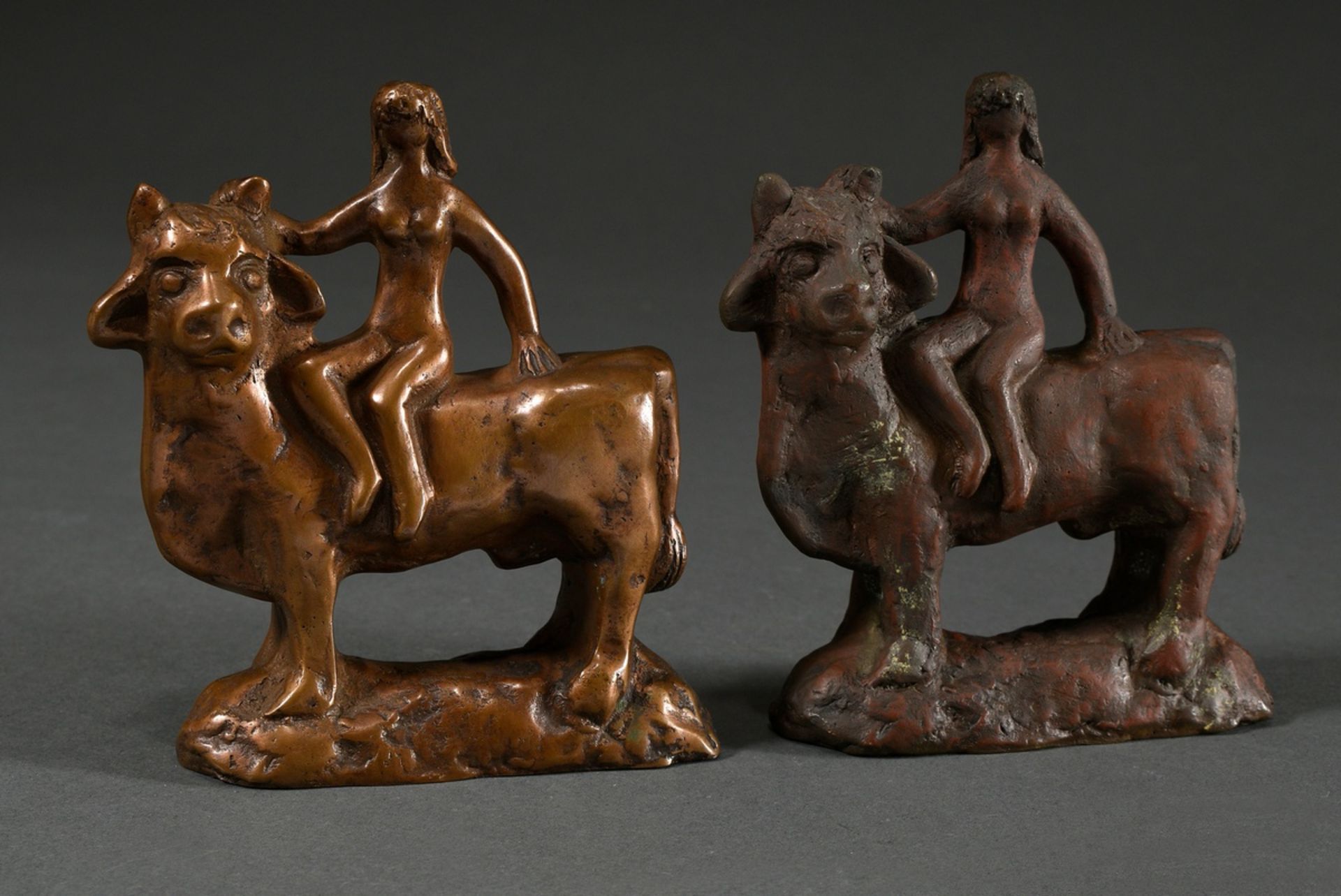 2 Diverse Maetzel, Monika (1917-2010) Figuren "Europa auf dem Stier", Bronze z.T. patiniert, im Bod