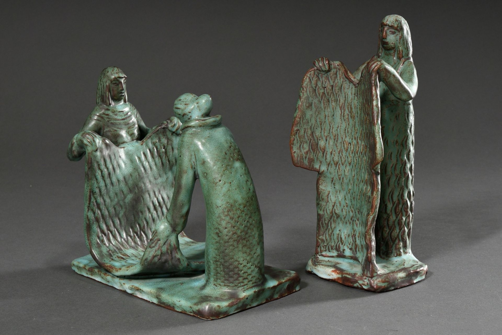 2 Various Maetzel, Monika (1917-2010) figure groups "Woman with robe" and "Two women with blanket",