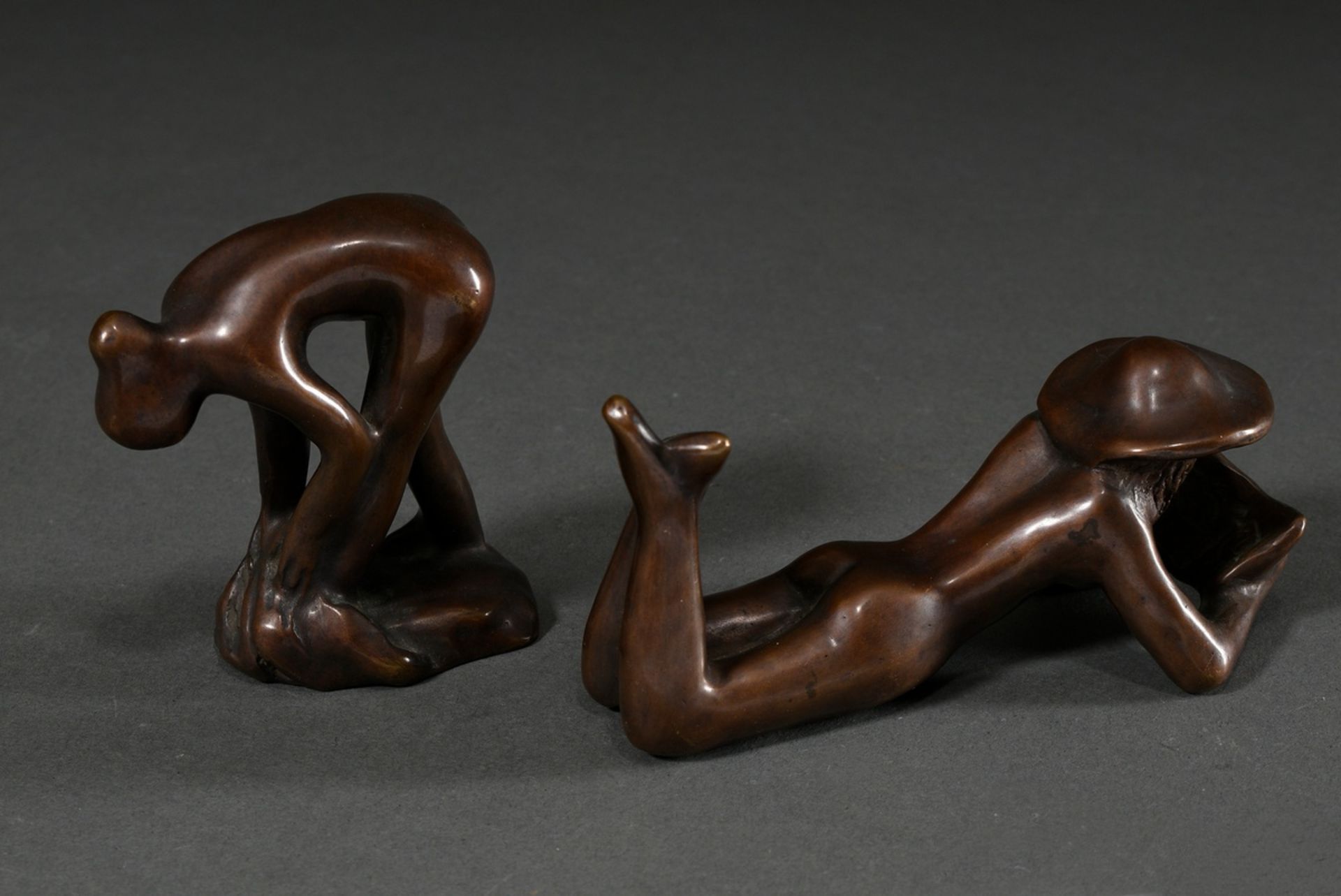 2 Various Maetzel, Monika (1917-2010) figures "Reading female nude with sun hat" and "Drying hersel - Image 2 of 4