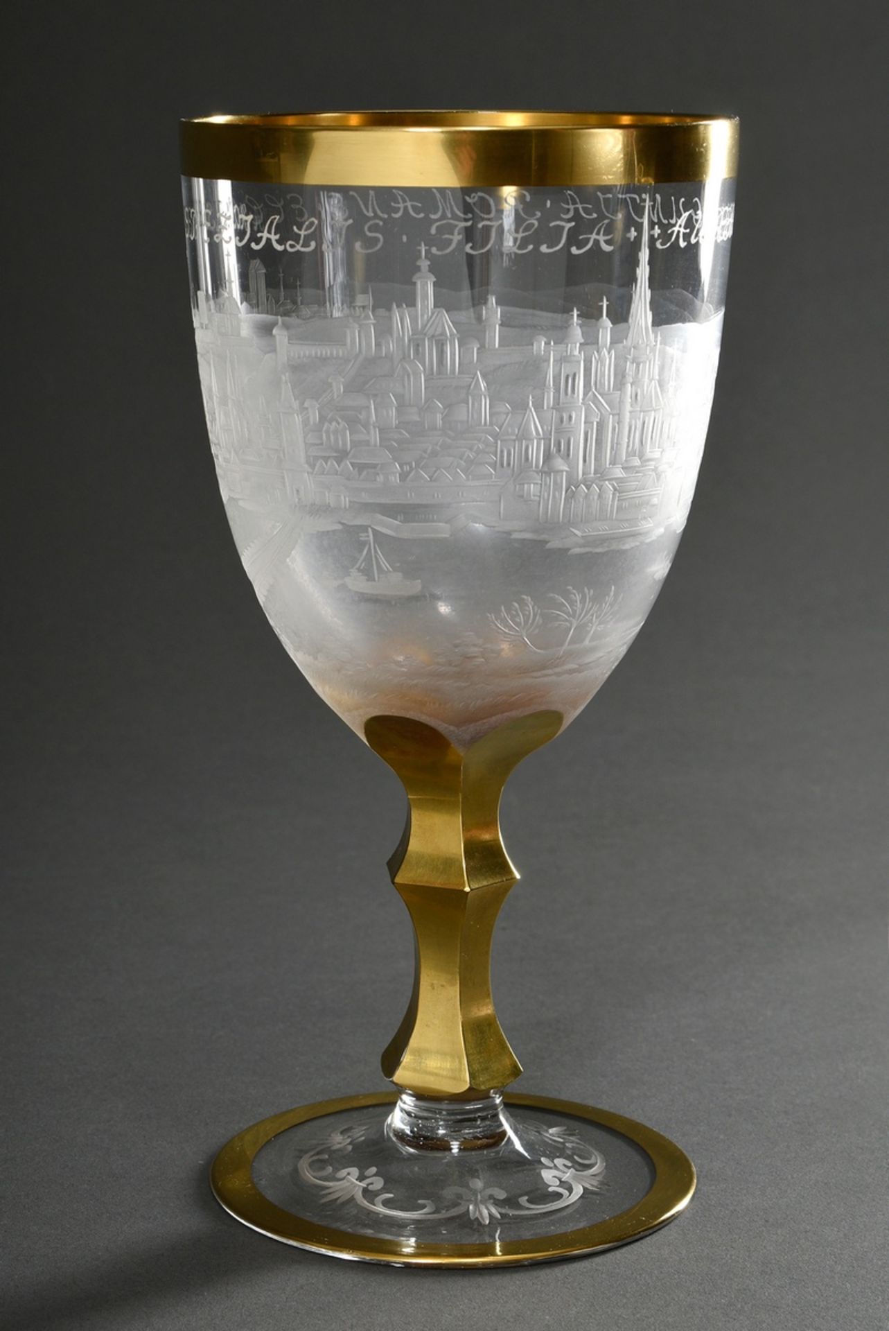 Large goblet glass with partial gilding and cut panoramic view of Mainz, circumferentially inscribe