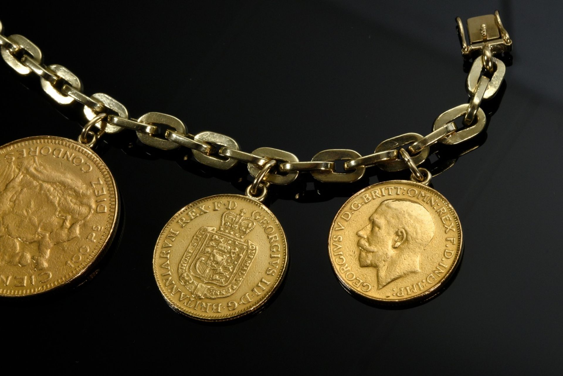 Yellow gold 585 bracelet with 6 international yellow gold 896, 900, 916 coins: 1 Pound Sovereign, 5 - Image 4 of 4