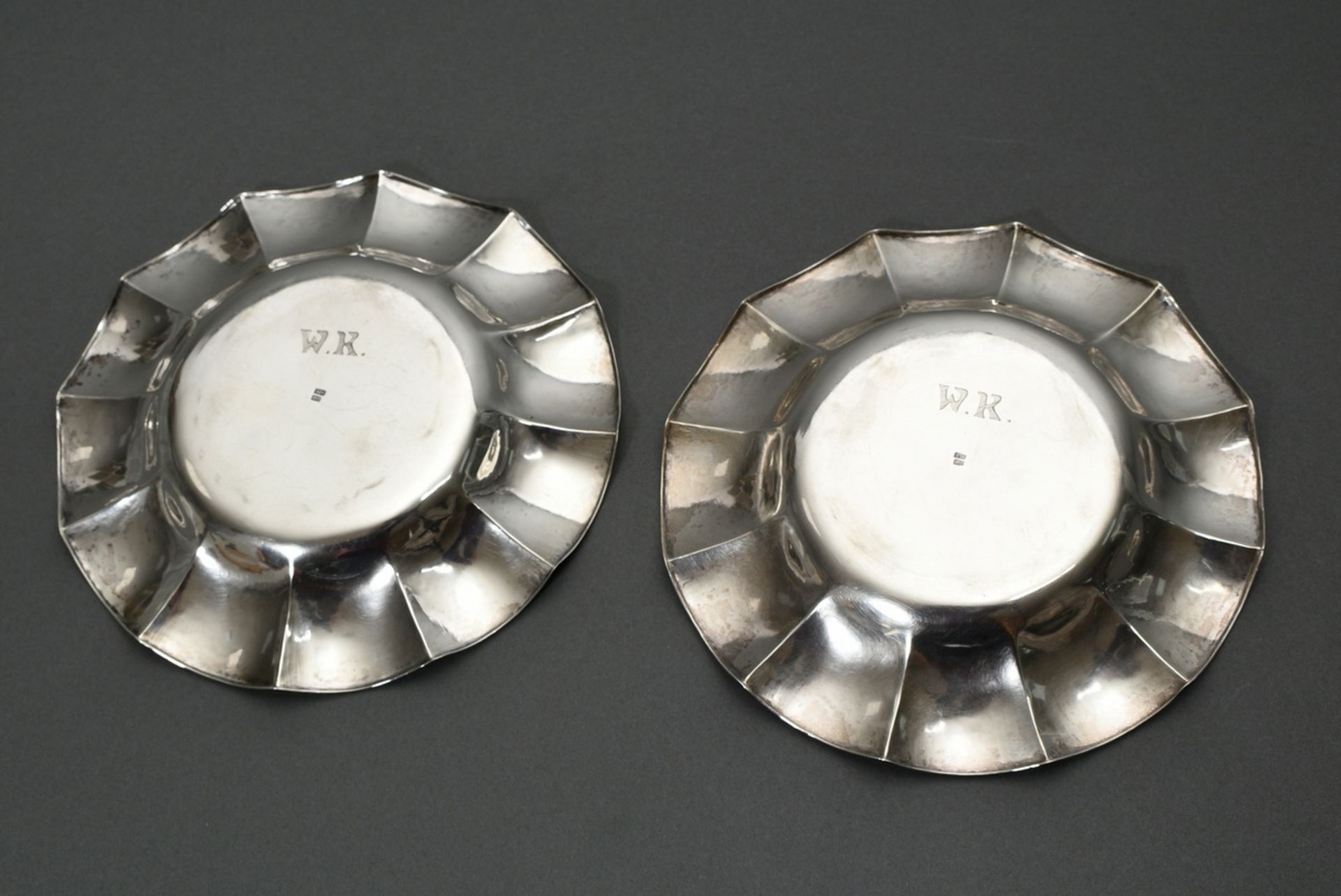 2 Art Deco faceted flower-shaped bowls, China circa 1920/30, MM: EC, silver 935, 562g, Ø 20cm - Image 2 of 3