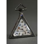 Dreieckige Freimaurer Taschenuhr in relieffiertem Silber Gehäuse mit umlaufendem Ketten Trompe l’oe