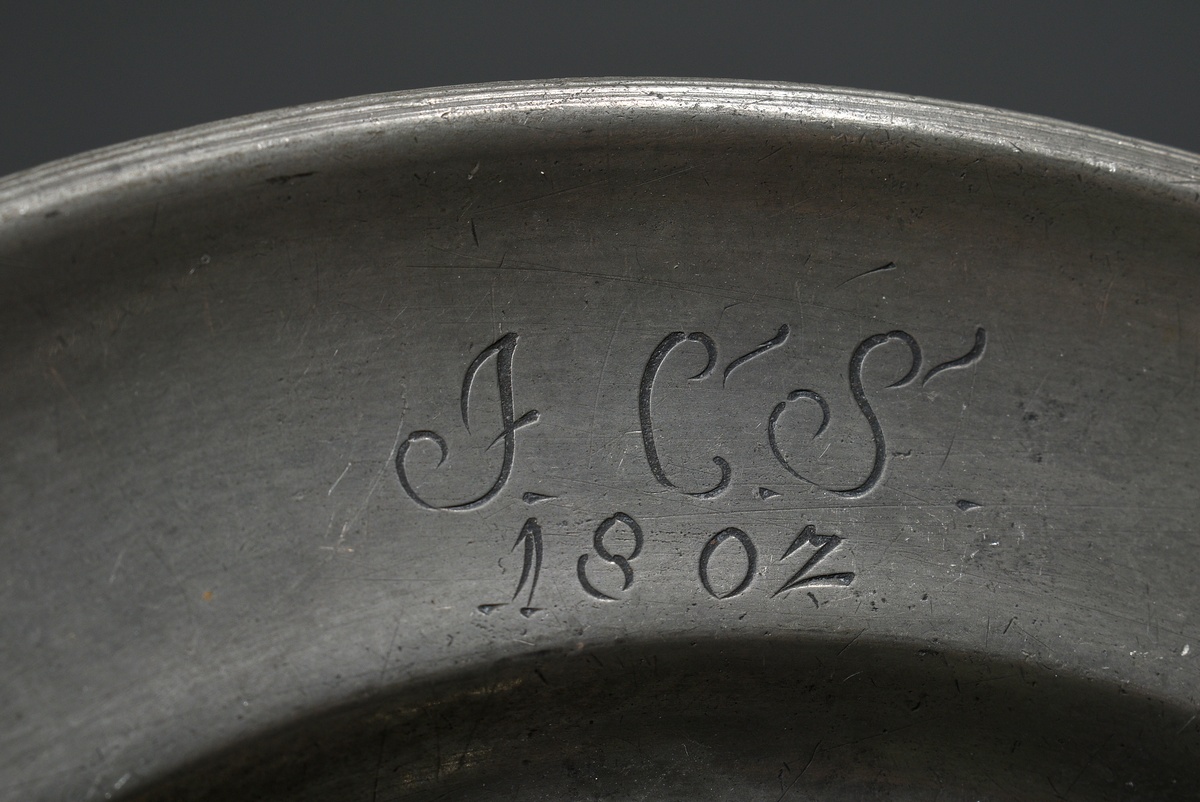 Pair of small Saxon pewter plates with monogram engravings "J.C.S. 1802", MZ: Gottlob Friedrich Ber - Image 3 of 7