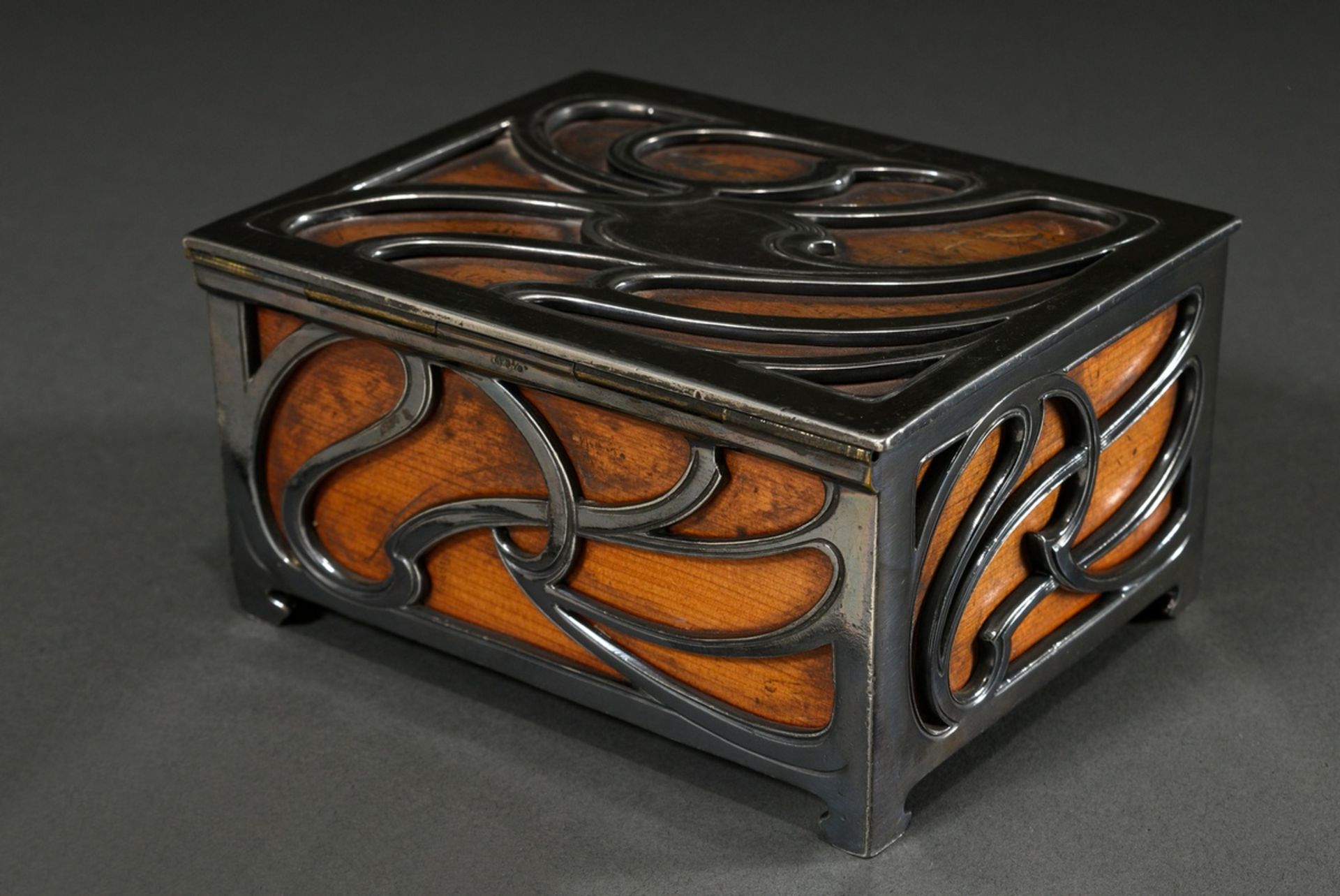 Art nouveau box with silver plated "whiplash" ornament over wooden corpus, around 1900, 6,5x12,5x9, - Image 2 of 5