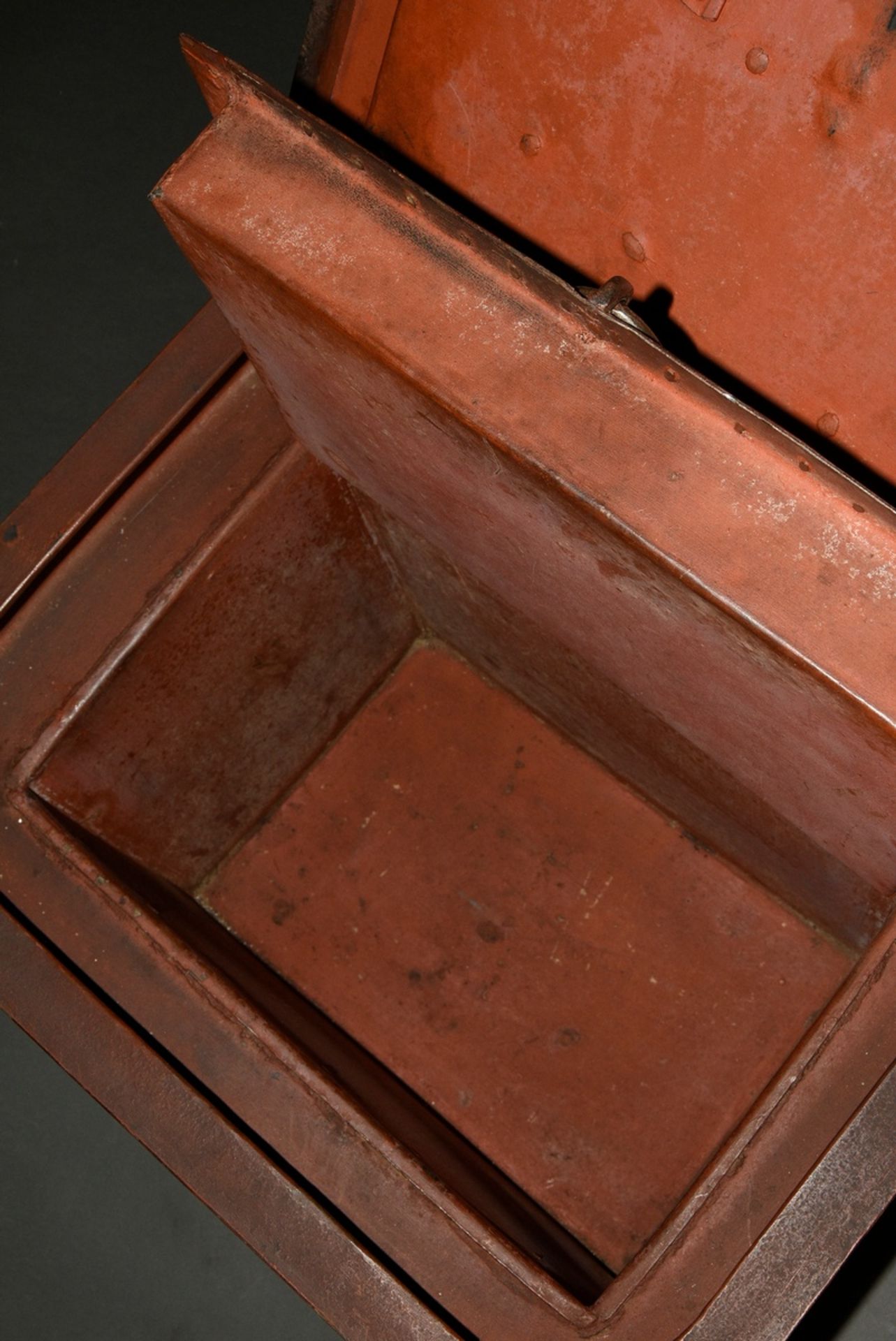 Safe in the shape of a Biedermeier chest of drawers, iron with remains of wood trompe l'oeil frame, - Image 5 of 7