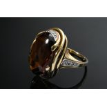Handgefertigter Gelbgold 585 Ring mit Mandarin Granat und kleinen Diamantrosen in Weißgold gefasst,