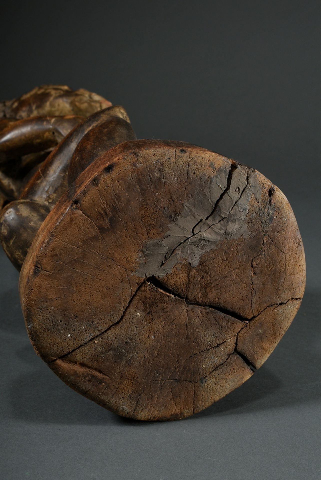 Male African ancestor figure "Blolo bian" with scarifications, carved wood with remains of old pati - Image 9 of 9