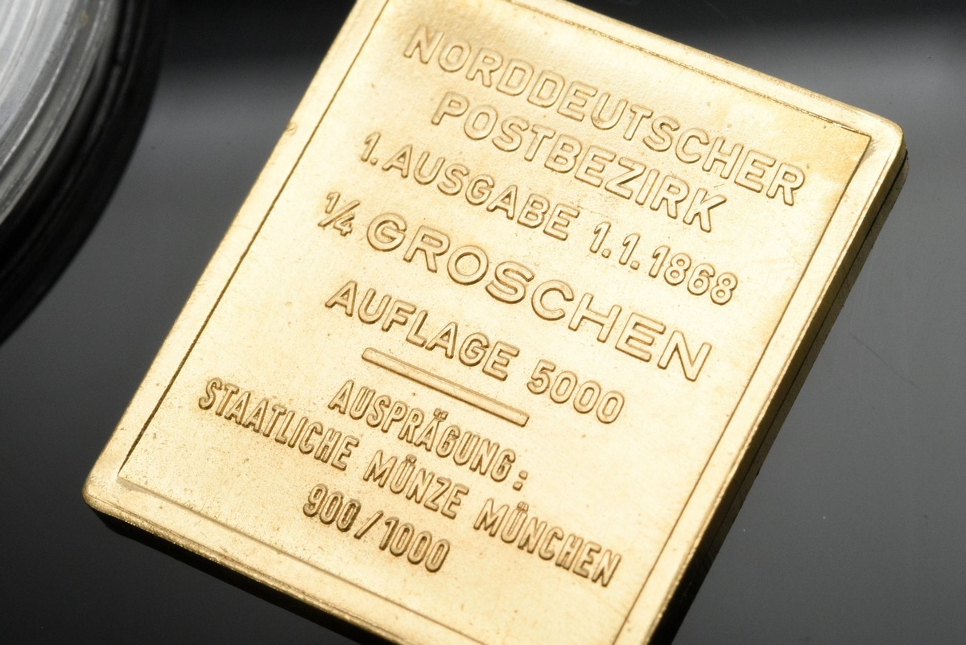 2 Diverse Gelbgold 999/900 Münzen: "1 Deutsche Mark 2001" (12g, Ø 2,4cm) und "1/4 Groschen Norddeut - Bild 3 aus 3