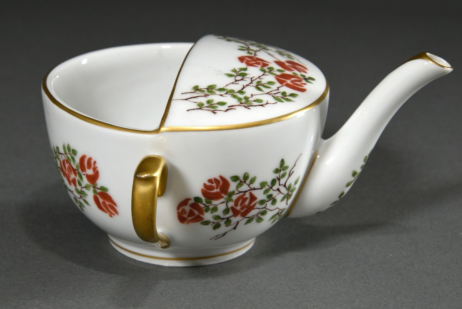 Art Deco Porzellan Schnabeltasse mit polychromer Hausmalerei "Rosenranken", am Boden sign. "HG" und - Bild 2 aus 5