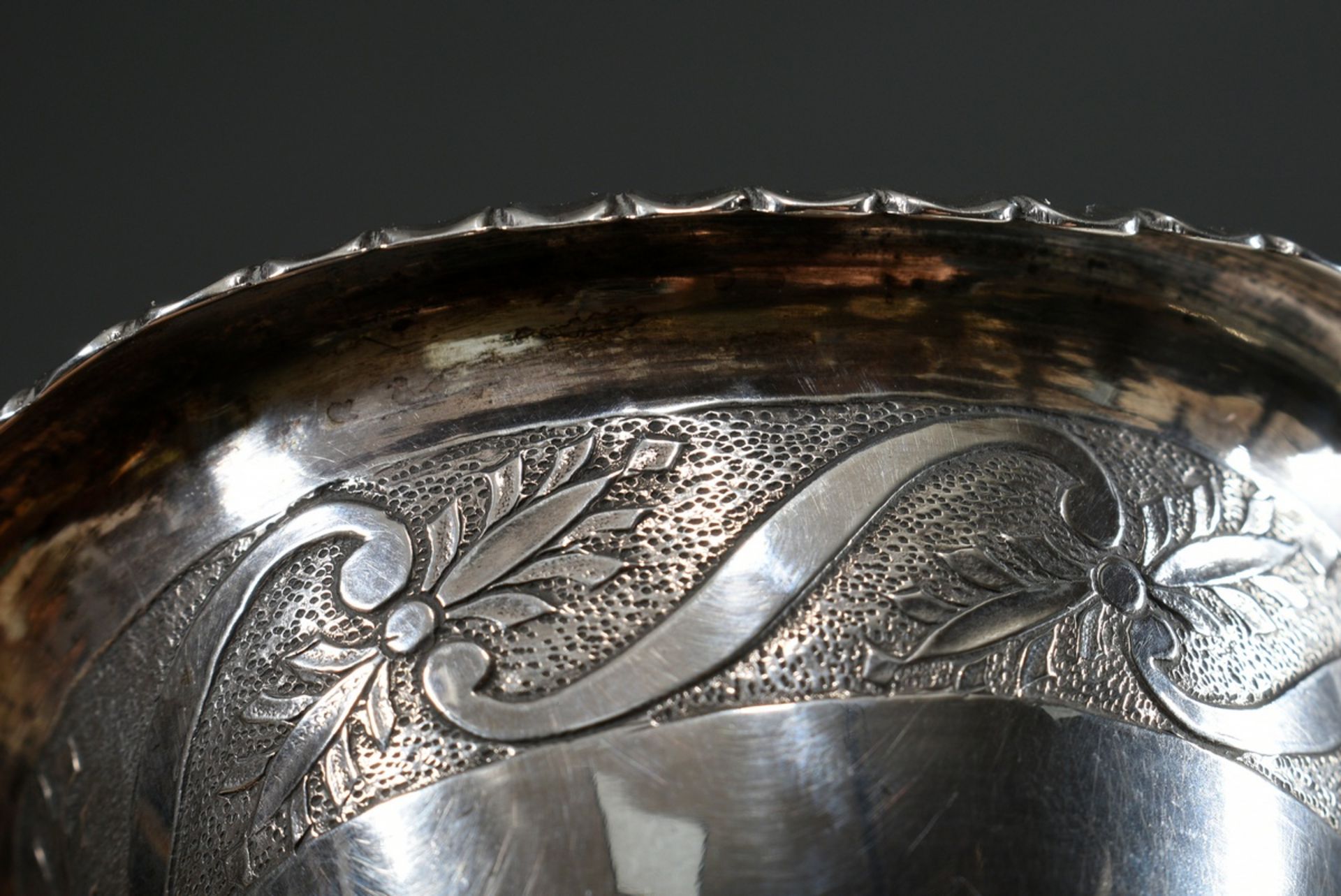 Empire salver of oval form on a diamond-shaped base with sculpted foliate rim and ornamental frieze - Image 5 of 5