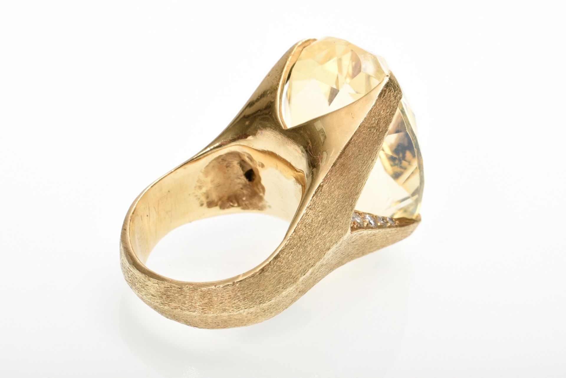 Außergewöhnlicher handgefertigter Gelbgold 585 Ring mit hellgelb durchsichtigem facettierten Opal, - Bild 4 aus 4