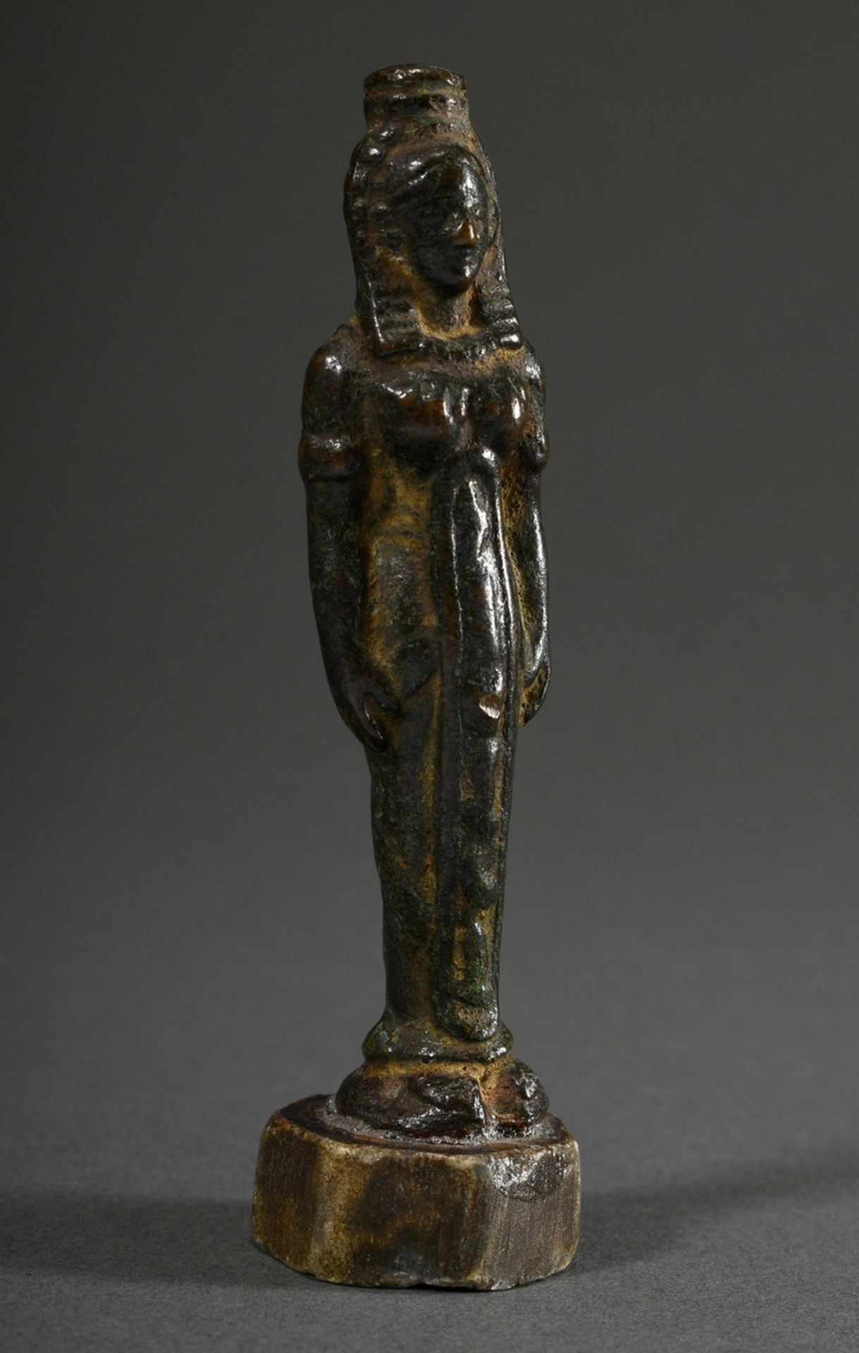 Small statuette "Female Egyptian deity", bronze with greenish patina, mounted/glued on marble base,