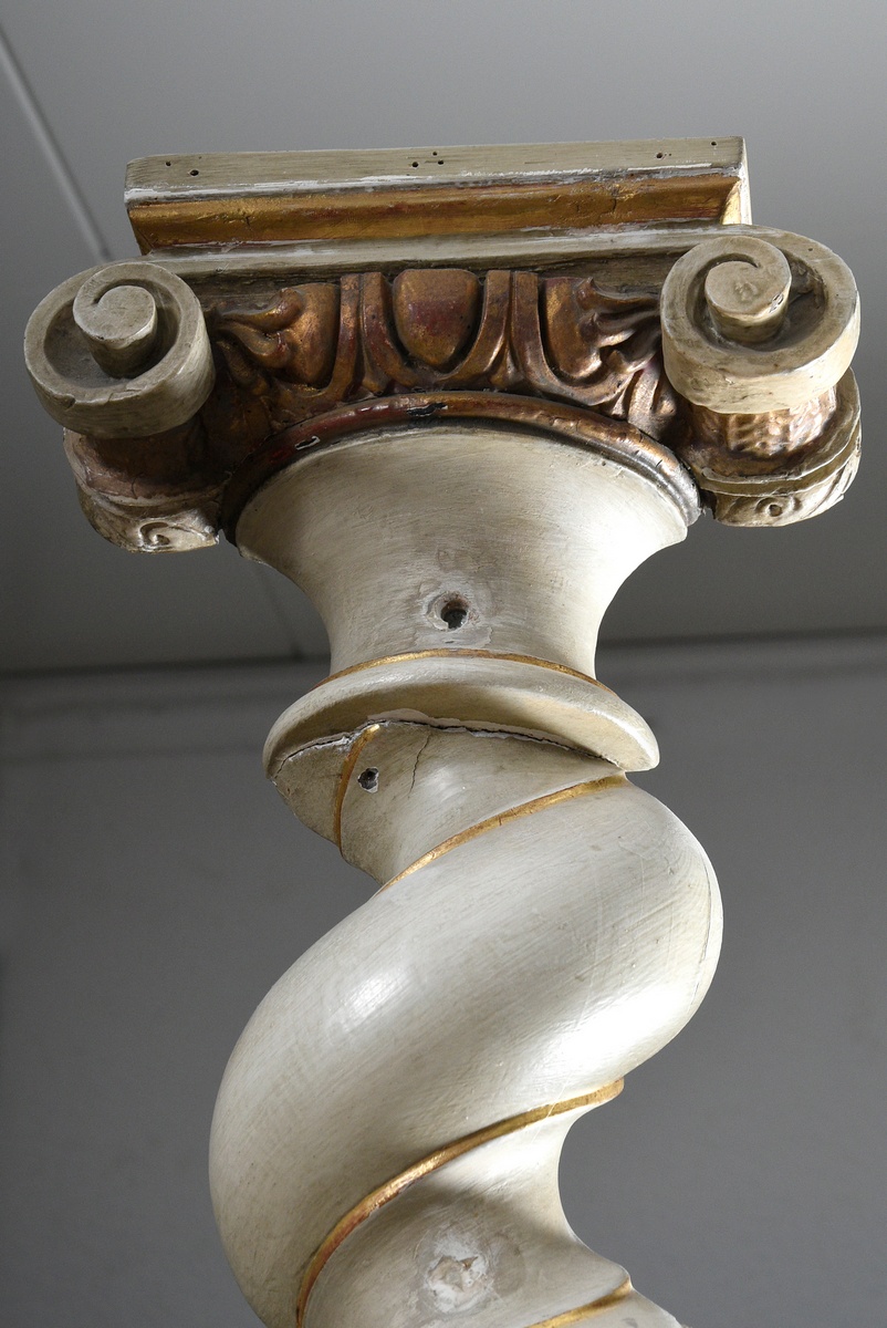 Pair of Historism half-columns with richly carved bases and capitals, sculptural putti heads and tu - Image 4 of 7