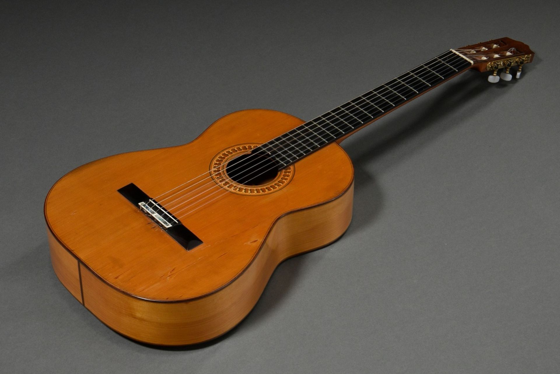 Flamenco guitar, Michael Wichmann, Hamburg 1987, label inside with stamp and signature, cedar top ( - Image 7 of 15