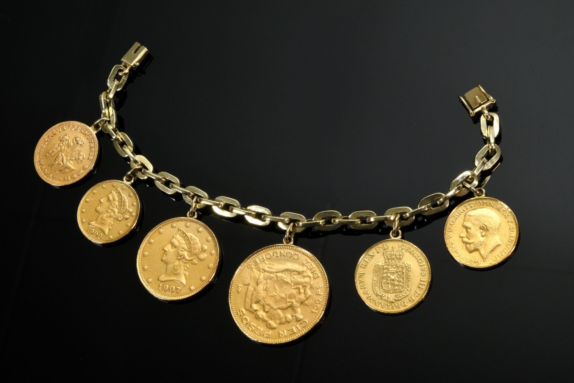 Yellow gold 585 bracelet with 6 international yellow gold 896, 900, 916 coins: 1 Pound Sovereign, 5