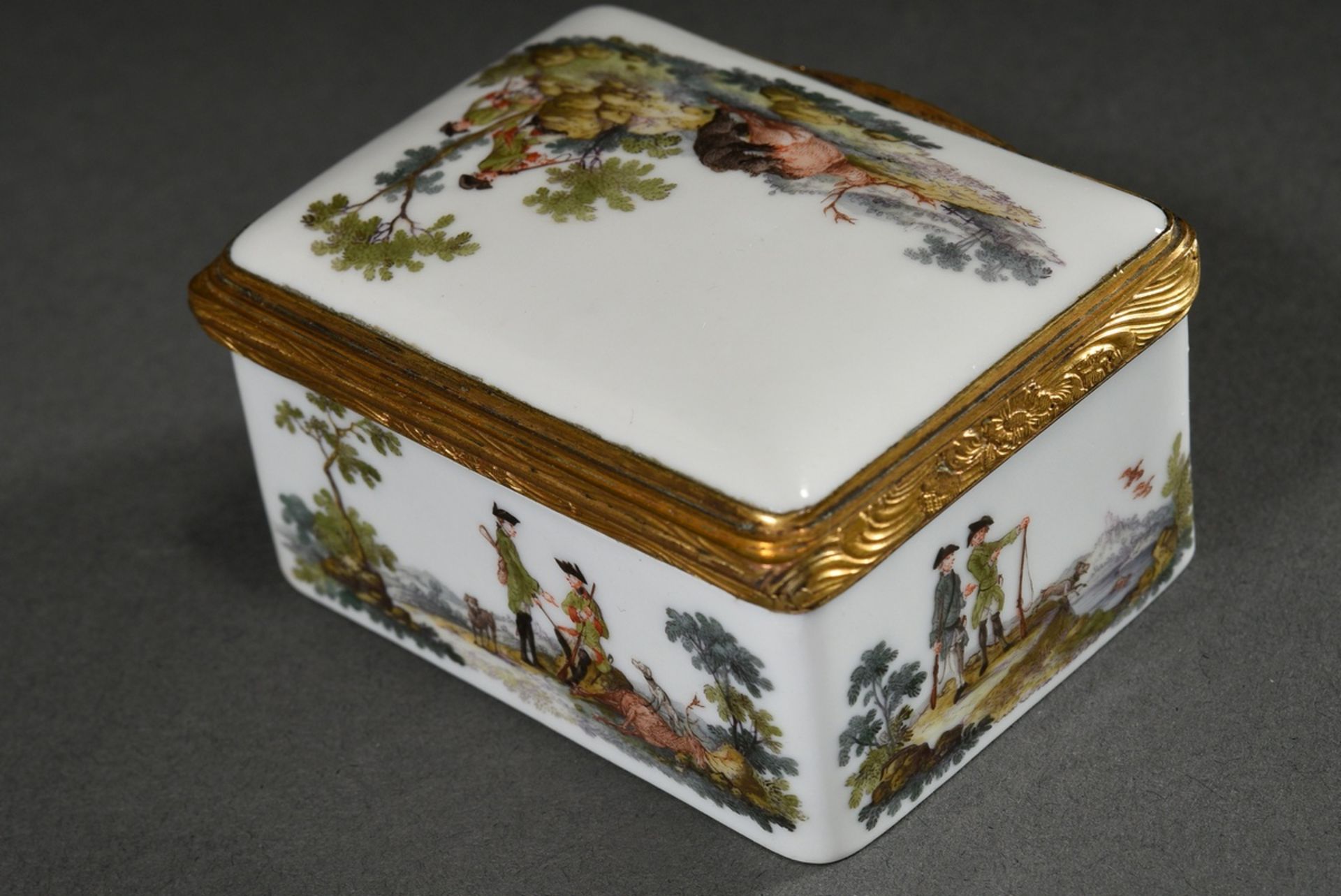 Rectangular Meissen tabatiere with flawless polychrome painting "Hunting Scenes" on the body as wel - Image 3 of 9