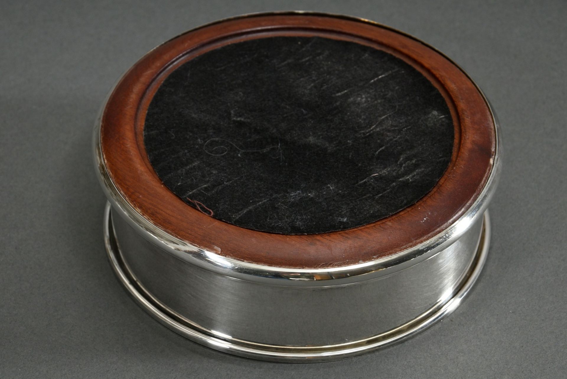 3 Teile modernes Tafelsilber, 20.Jh.: rundes Tablett mit geschwungenen Griffen (MZ: Kennedy, Silber - Bild 8 aus 9