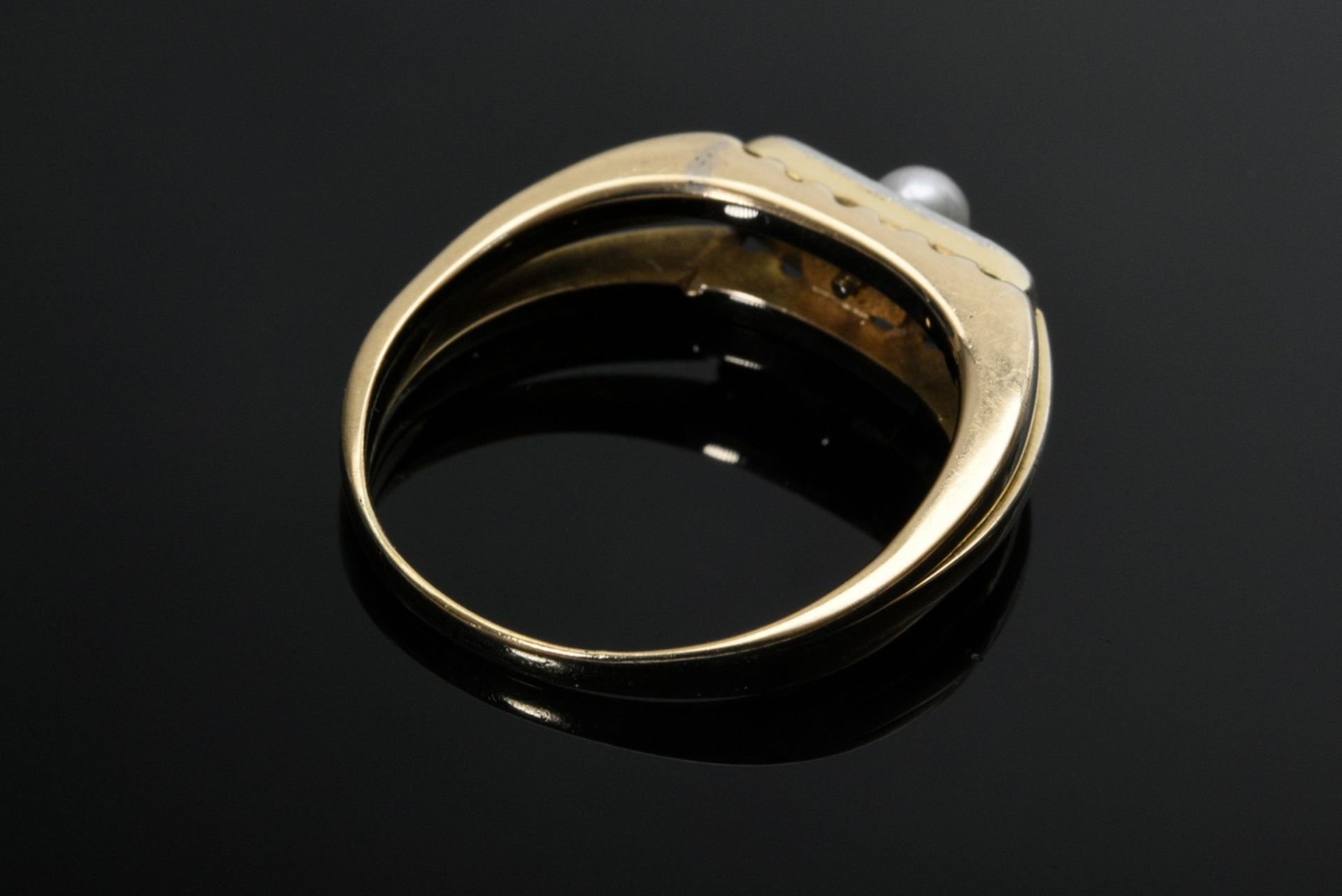 Gelbgold 585 Midcentury Ring mit Altschliffdiamanten (zus. ca. 0.10ct/P1/TCR) und kleiner Naturperl - Bild 2 aus 3