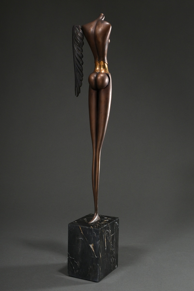 Wunderlich, Paul (1927-2010) "Nike" 1975, bronze patinated on marble base, HC (Hors de Commerce) ed - Image 4 of 6