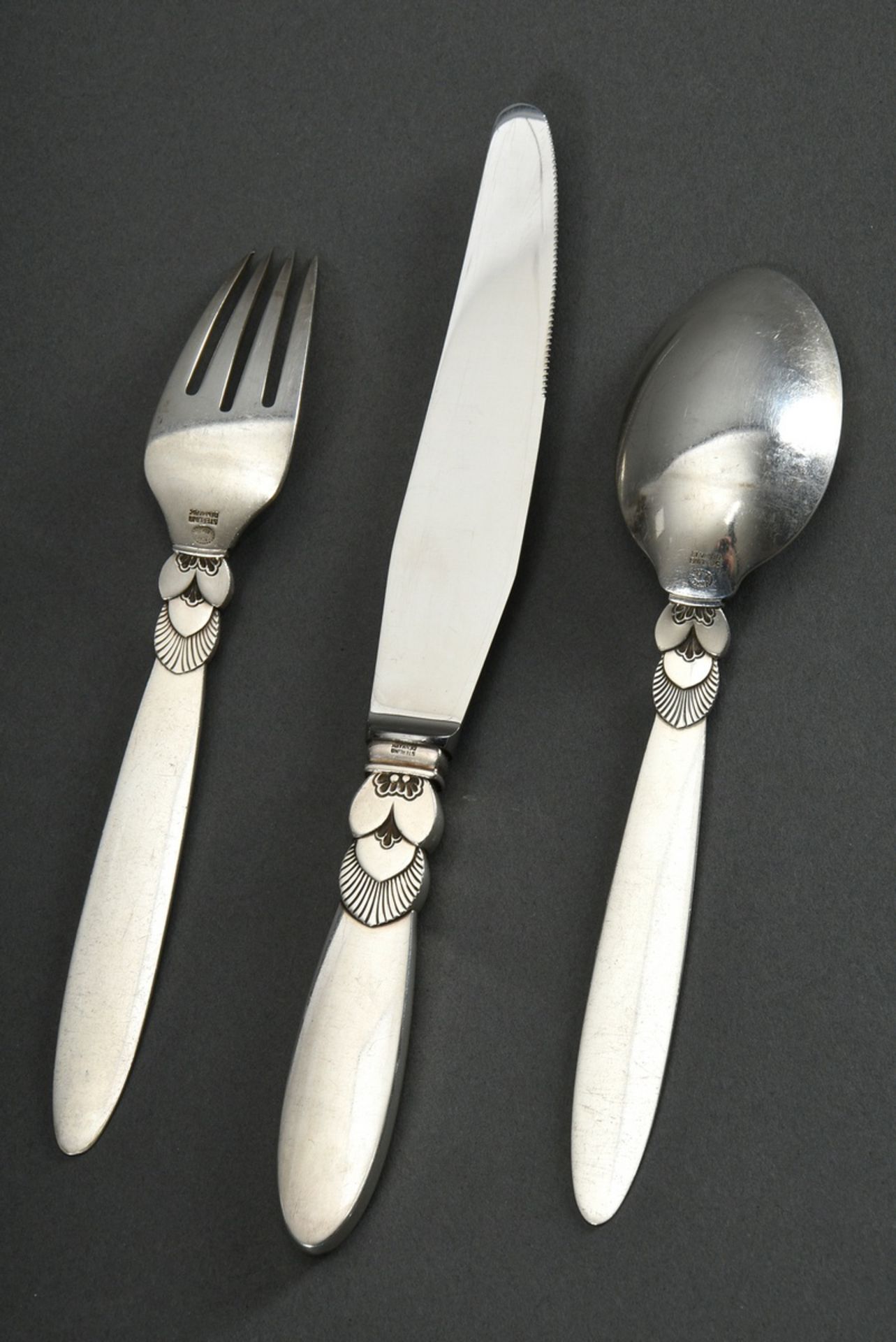 3 pieces Georg Jensen cutlery "Cactus", design: Gundorph Albertus 1930, silver 925, 123g (without k - Image 2 of 3