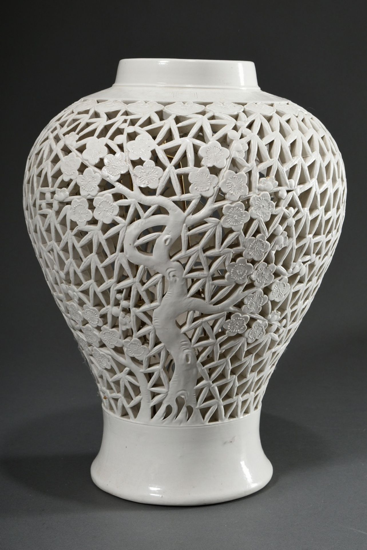 White porcelain lampstand in the form of a shoulder vase "Plum blossoms and bamboo", pierced bottom