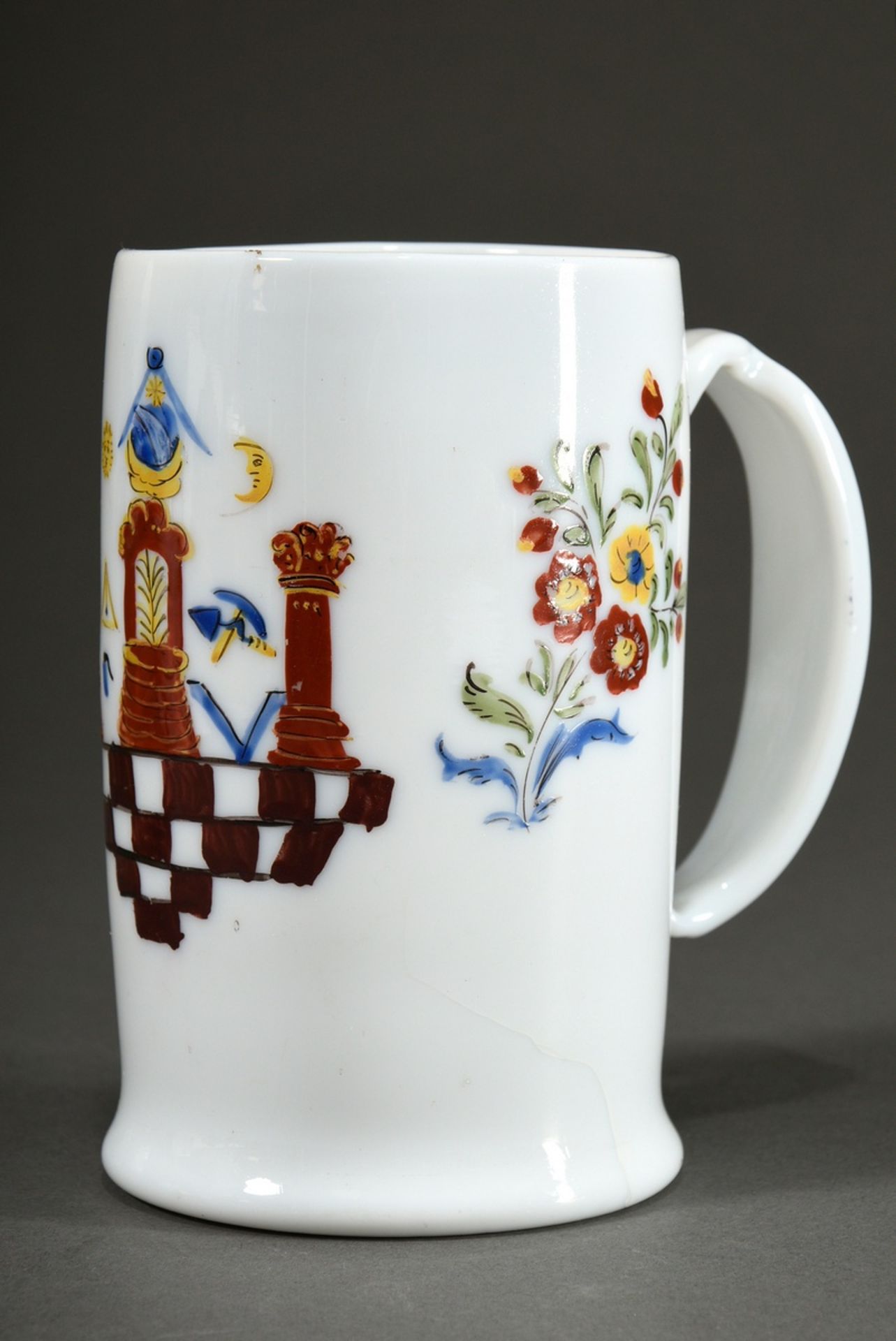 Masonic milk glass roller jug with coloured enamel painting in floral decorated cartouche, ribbon h - Image 2 of 4