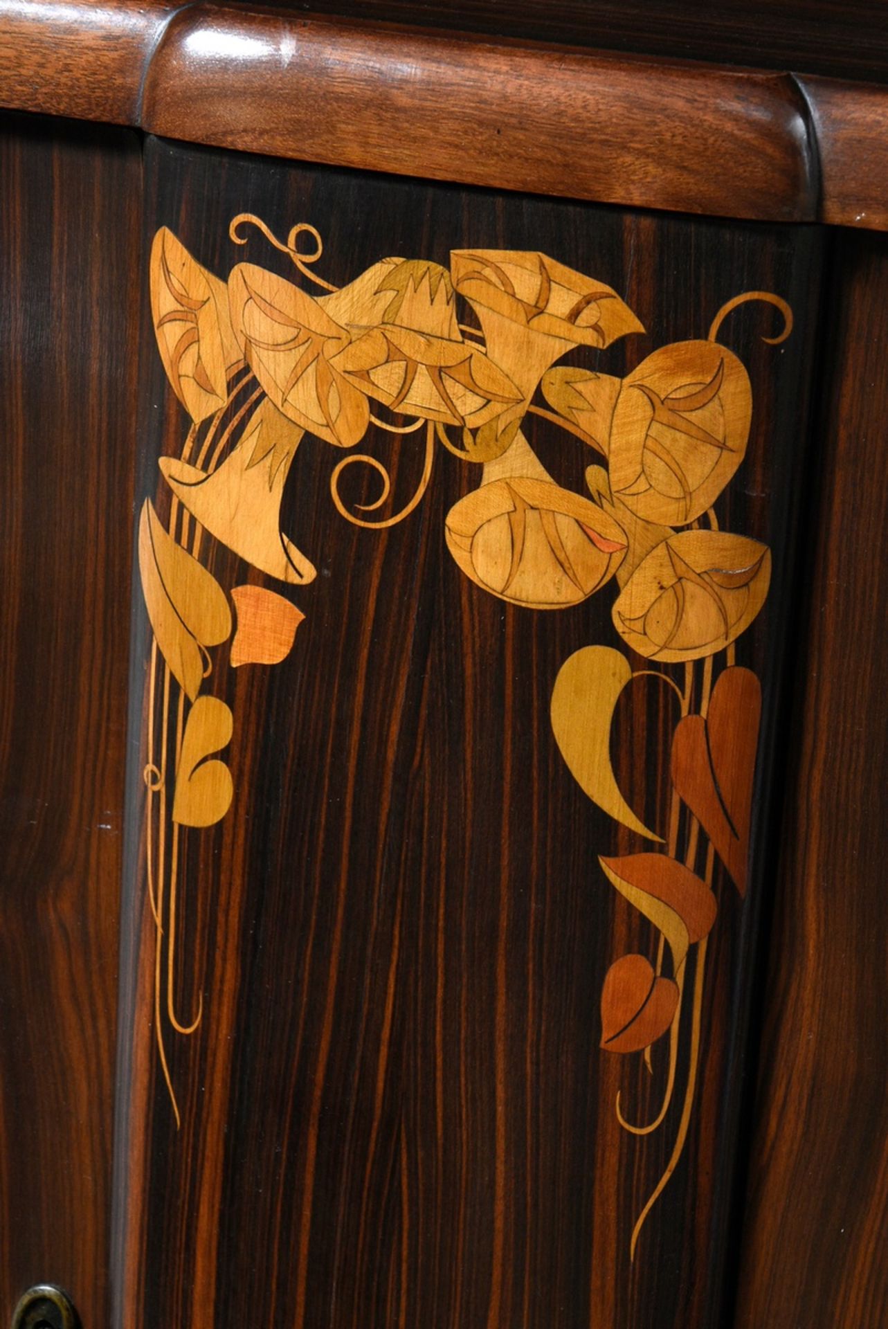 Art Deco cabinet in the style of Emile-Jacques Ruhlmann (1879-1933) with sparse inlay "winches" and - Image 3 of 6