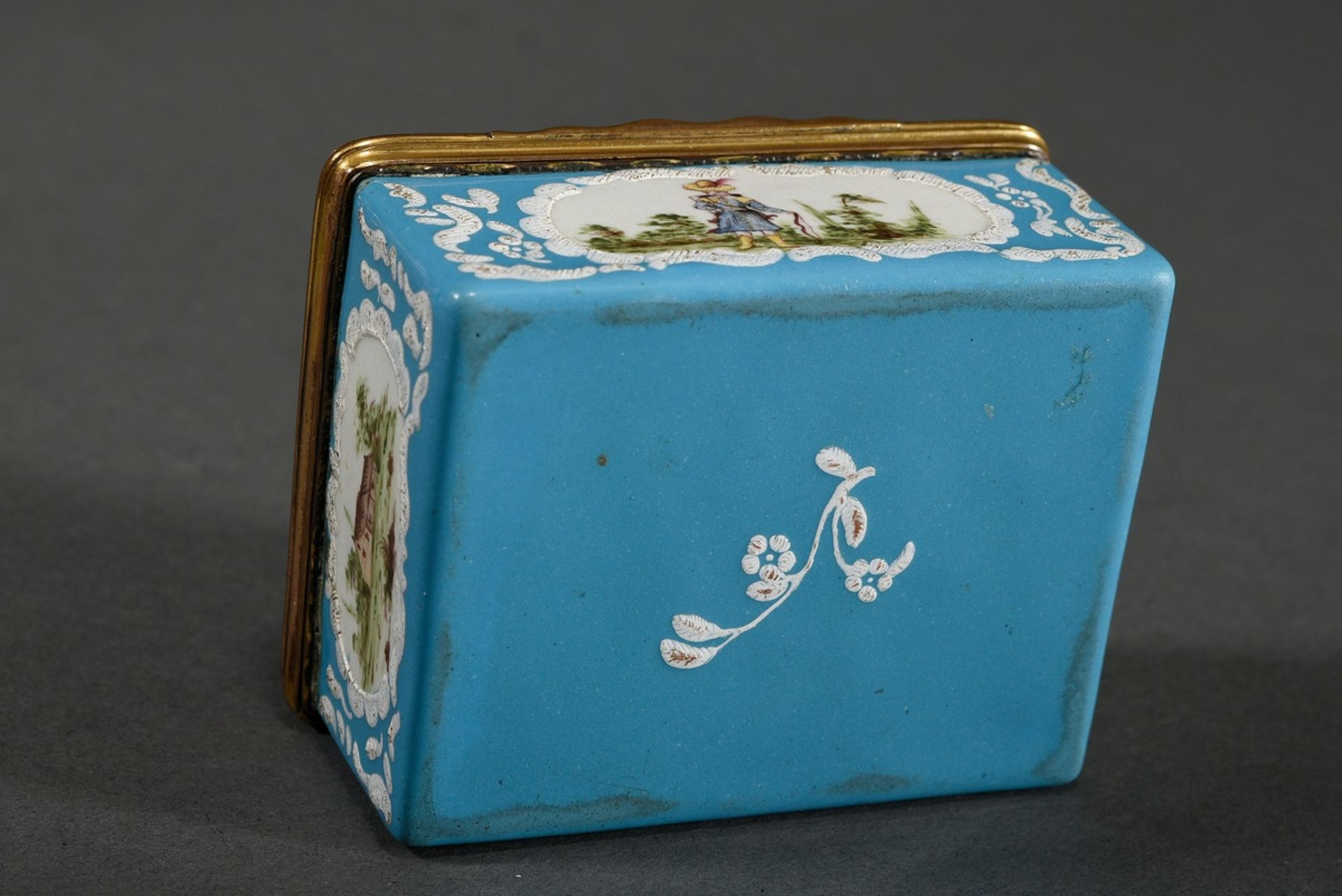 Rococo tabatiere of rectangular form with slightly domed hinged lid and gilt brass mount, copper wi - Image 5 of 8