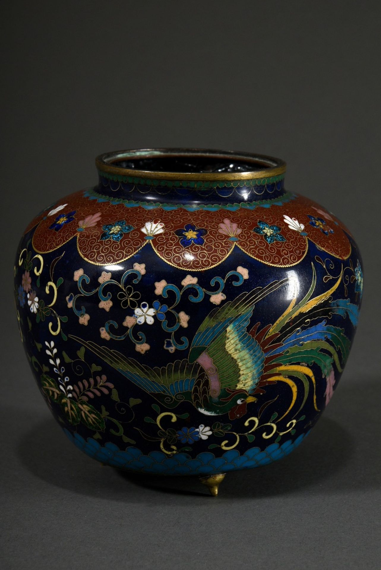 2 Various pieces of cloisonné: vessel on small feet "Two phoenixes, kiri and blossoms" (h. 13,5cm) - Image 2 of 10