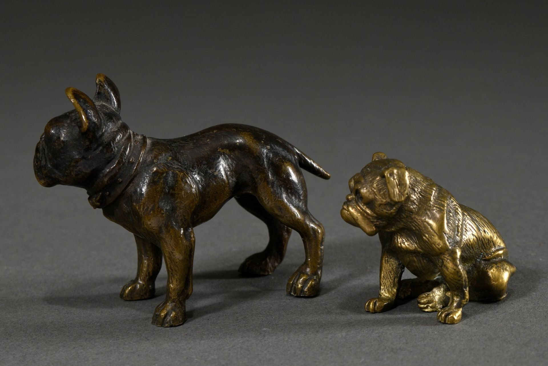 2 Diverse Skulpturen "Französische Bulldogge" und "Mops", Bronze fein ziseliert, um 1900/1920, H. 5 - Bild 2 aus 3