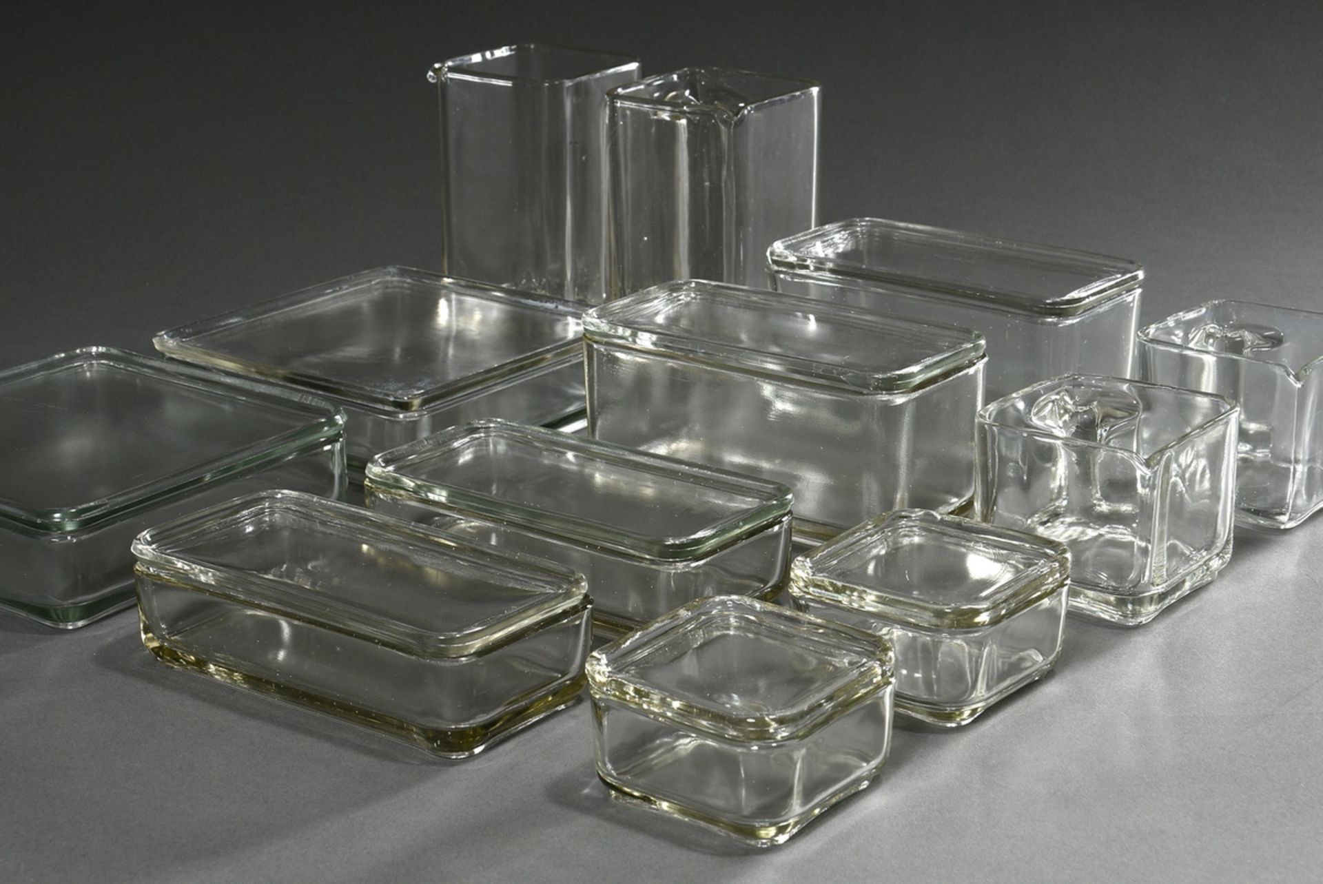 12 Stackable storage jars from the "Kubus-Geschirr", 7 with lid, colourless pressed glass, design: - Image 2 of 6